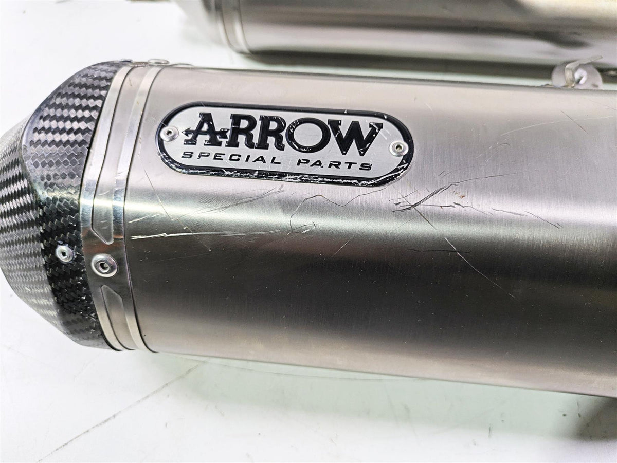 2019 Triumph Speed Triple RS 1050 Arrow Exhaust Pipe Muffler Silencer T2203346 {{ shop.shopifyCountryName }} - Mototech271