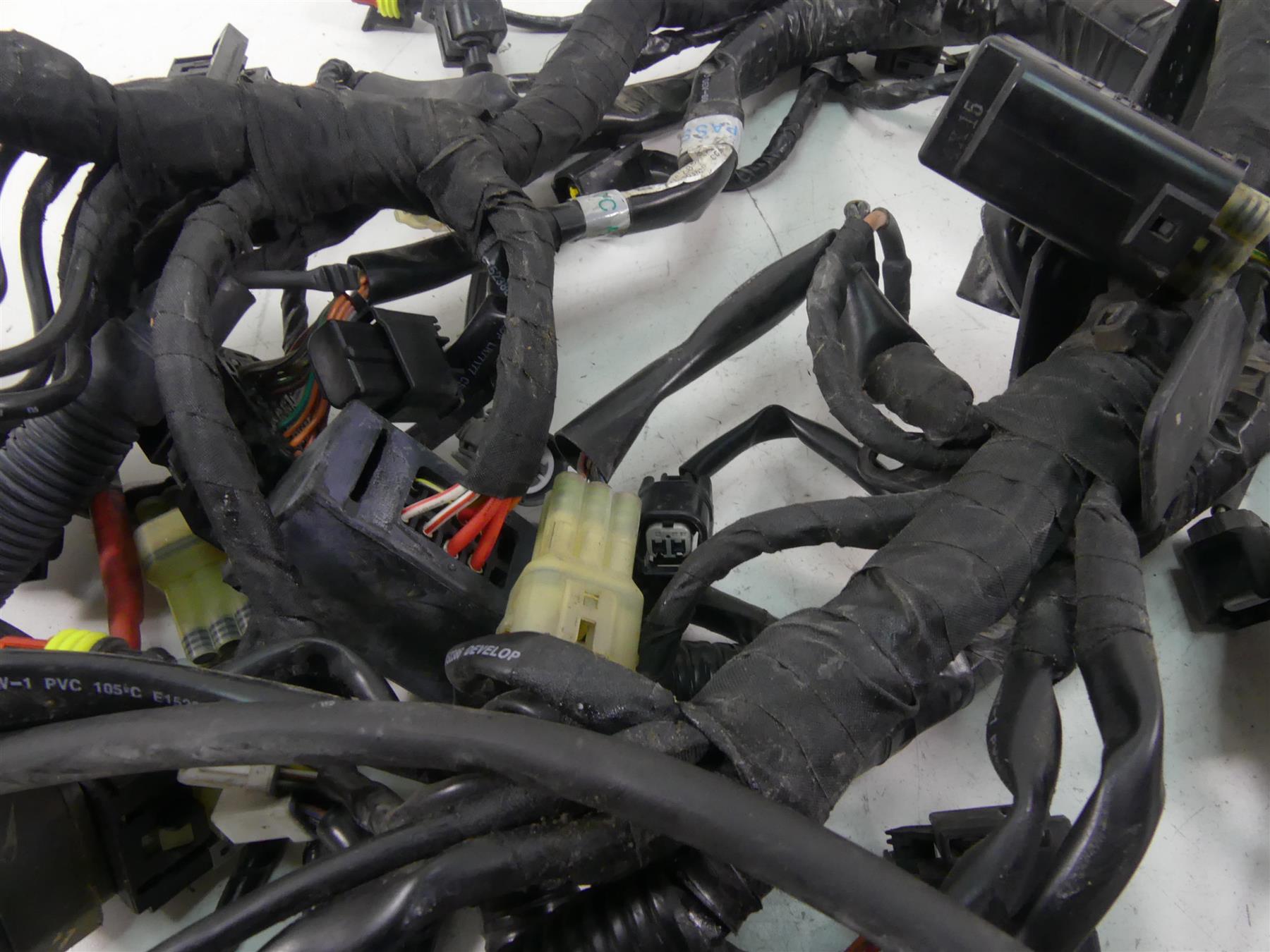 2015 KTM 1290R Super Duke Main & Engine Wiring Harness Set - Read 61311075033 {{ shop.shopifyCountryName }} - Mototech271