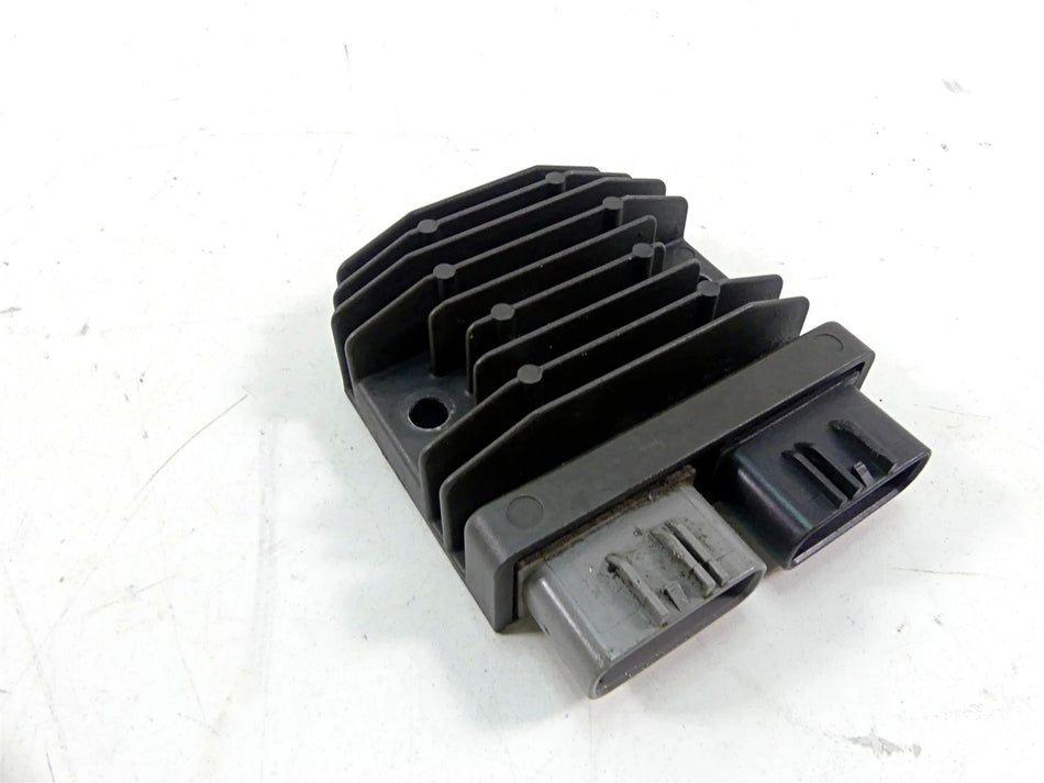 2016 BMW R1200GS Adv K51 Rectifier Voltage Regulator FH020AA 12318523367 {{ shop.shopifyCountryName }} - Mototech271