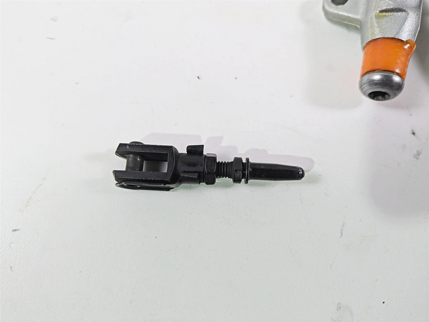 2018 BMW R nineT Urban GS K33 Rear Brembo Brake Master Cylinder 34318529423 {{ shop.shopifyCountryName }} - Mototech271