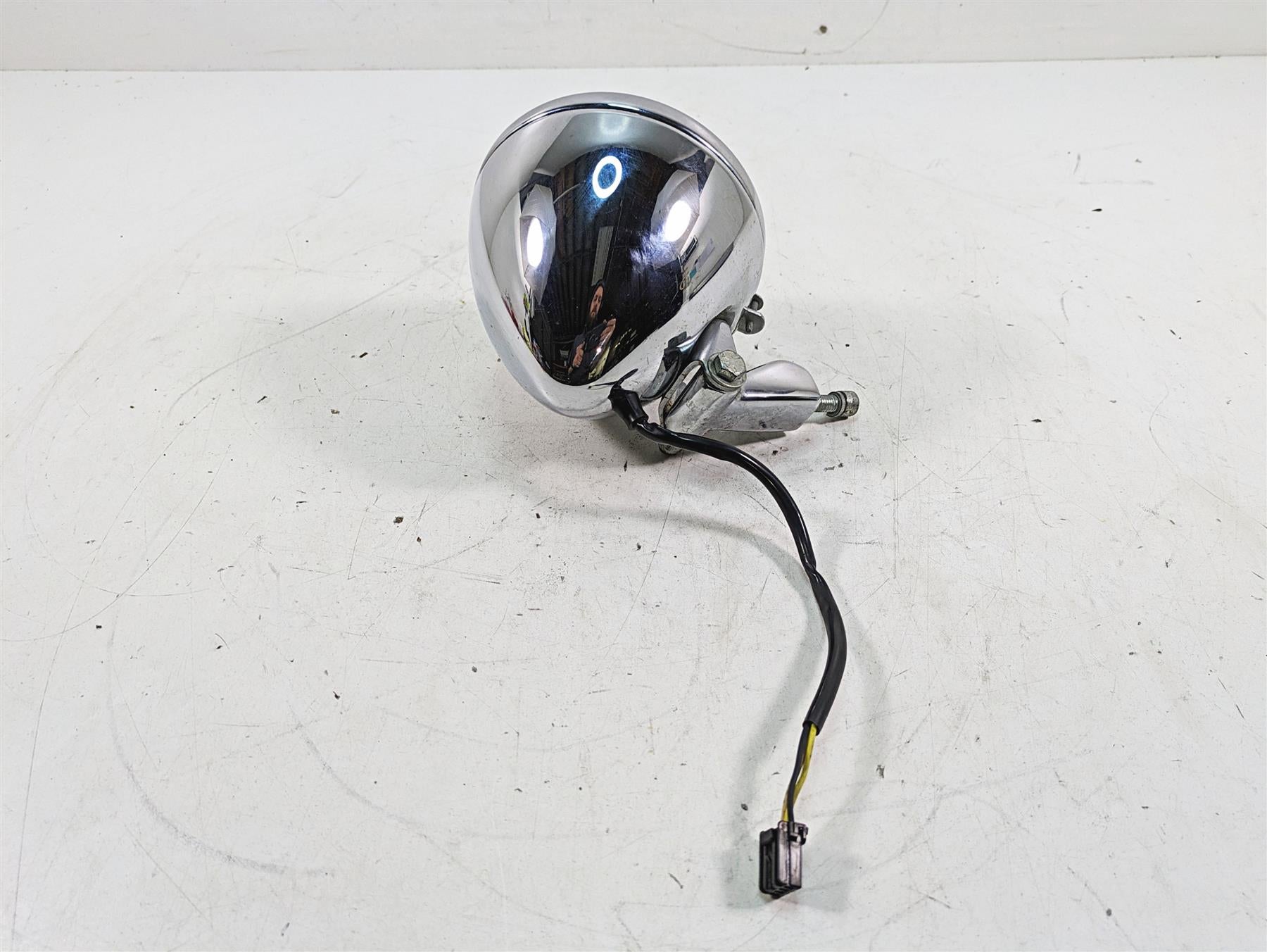 2007 Harley Sportster XL1200 C Headlight Head Light & Mount 5-3/4" 69681-07B {{ shop.shopifyCountryName }} - Mototech271