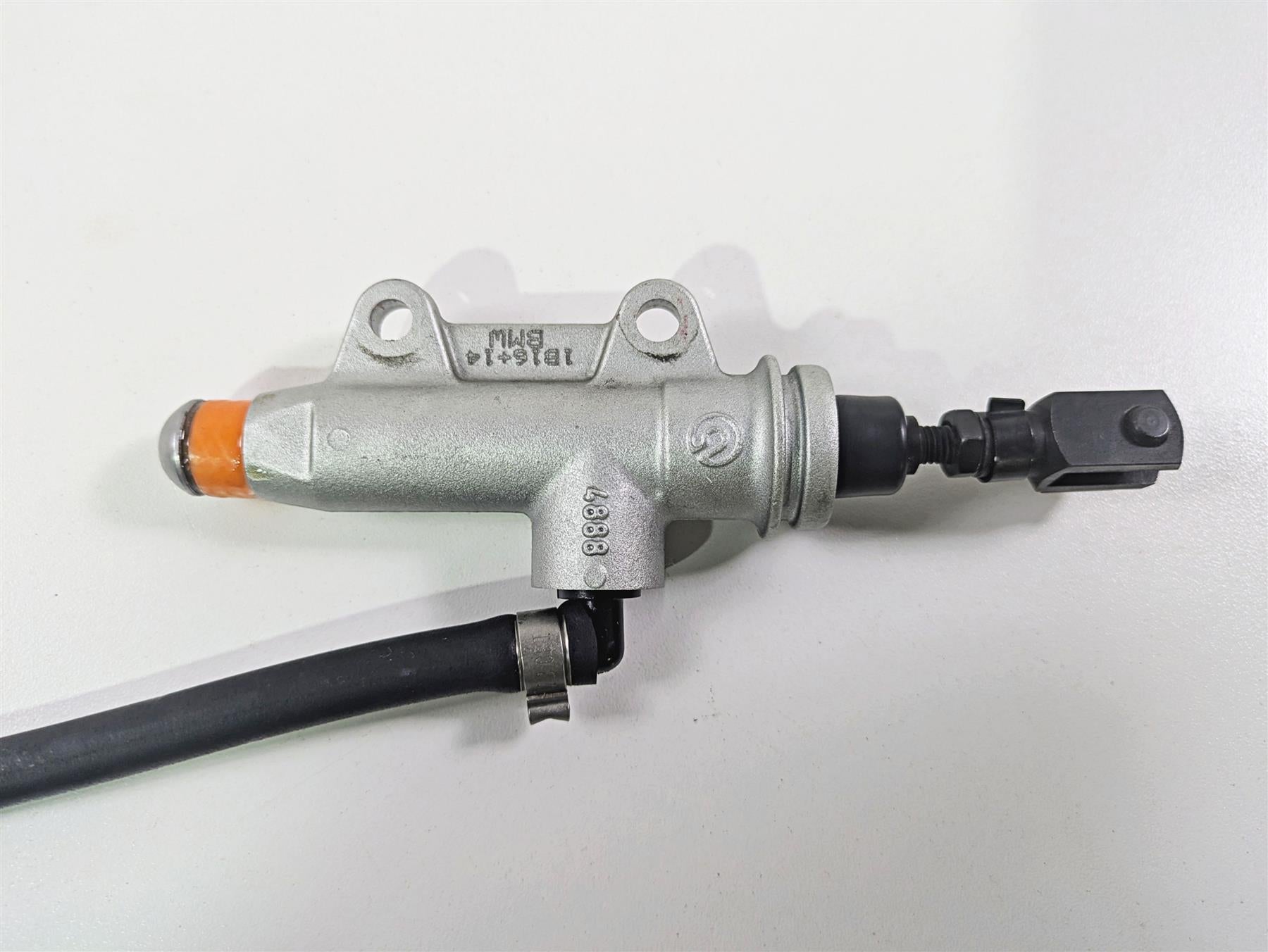 2022 BMW RnineT Pure K22 Rear Brembo Brake Master Cylinder 34318529423 {{ shop.shopifyCountryName }} - Mototech271