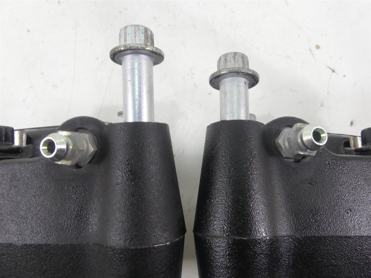2015 Harley FXDF Dyna Fat Bob Front Brake Caliper + Line Set 41300001 41300002 {{ shop.shopifyCountryName }} - Mototech271