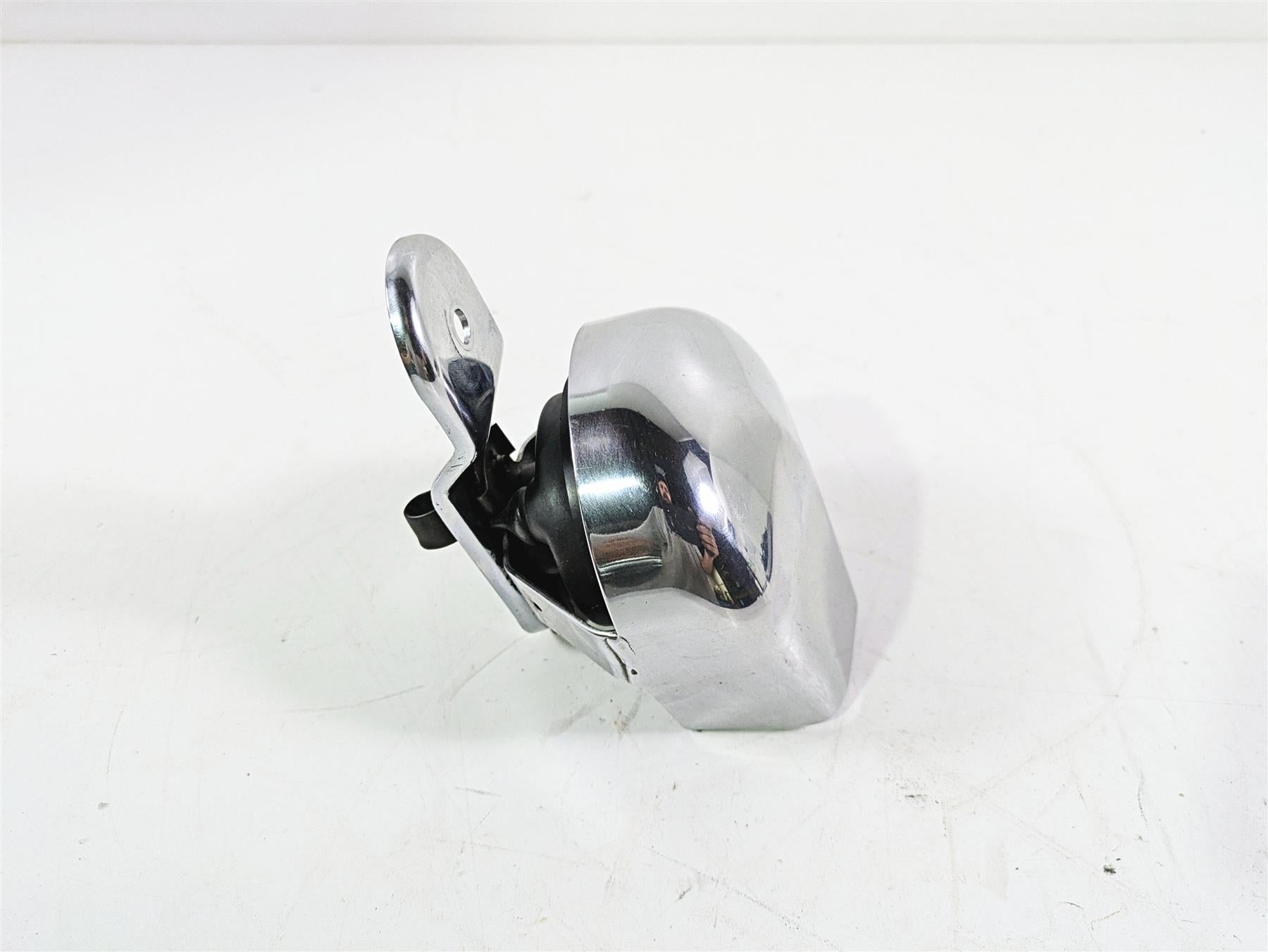 2010 Harley Touring FLHX Street Glide Horn & Chrome Cover 61300478A {{ shop.shopifyCountryName }} - Mototech271