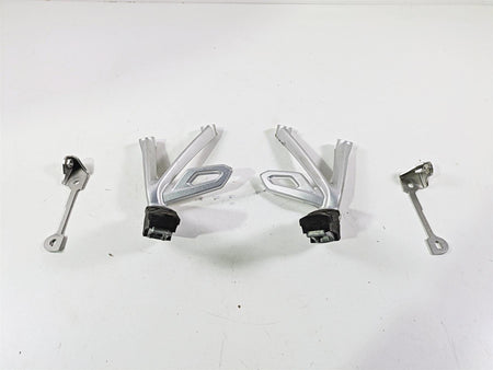 2021 BMW R1250GS K51 Adv Rear Passenger Footpeg Rest Set 46718526741 46718526742 {{ shop.shopifyCountryName }} - Mototech271