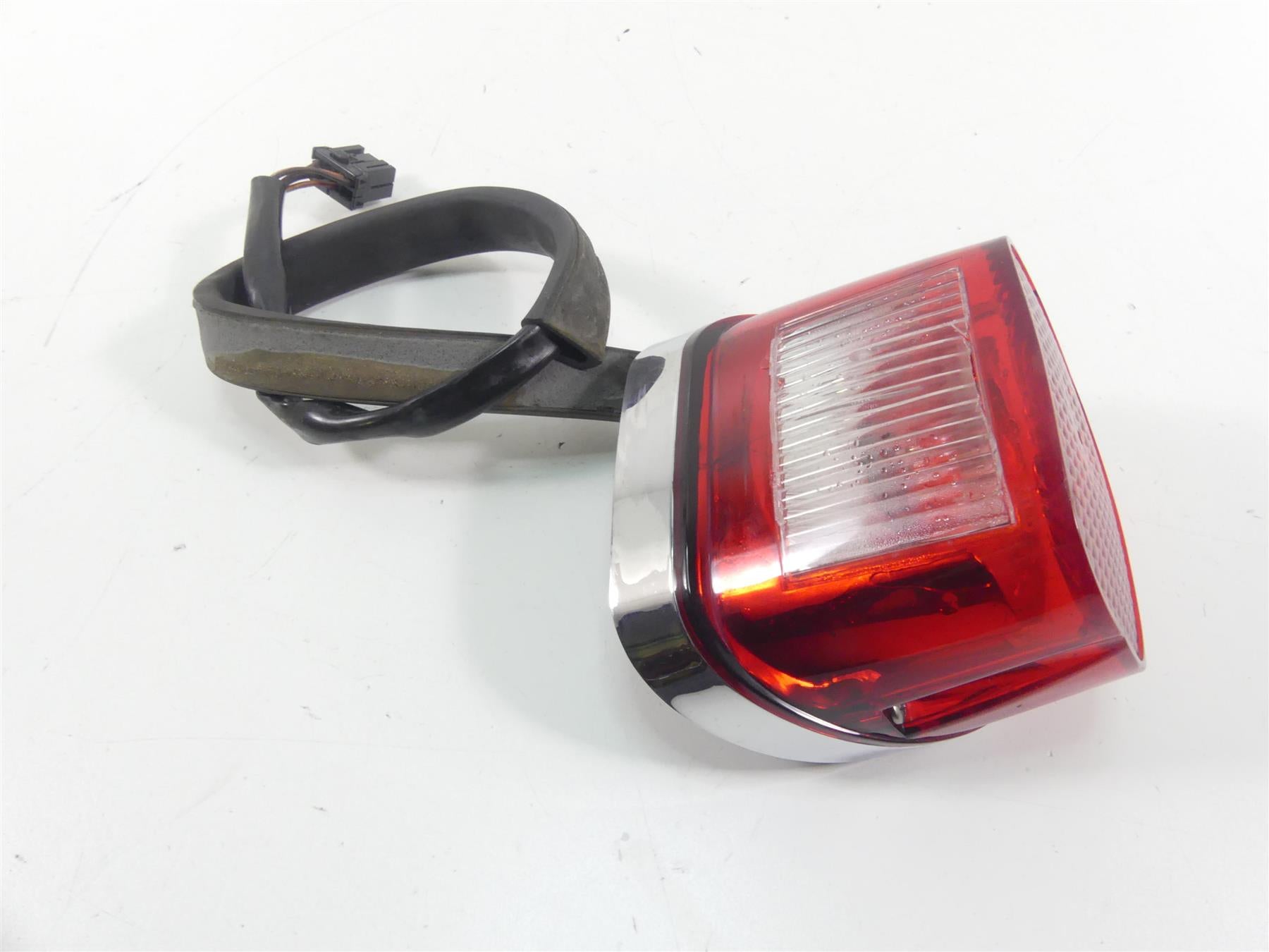 2005 Harley Touring FLHRSI Road King Taillight Tail Light Lamp - Read 68066-99A {{ shop.shopifyCountryName }} - Mototech271