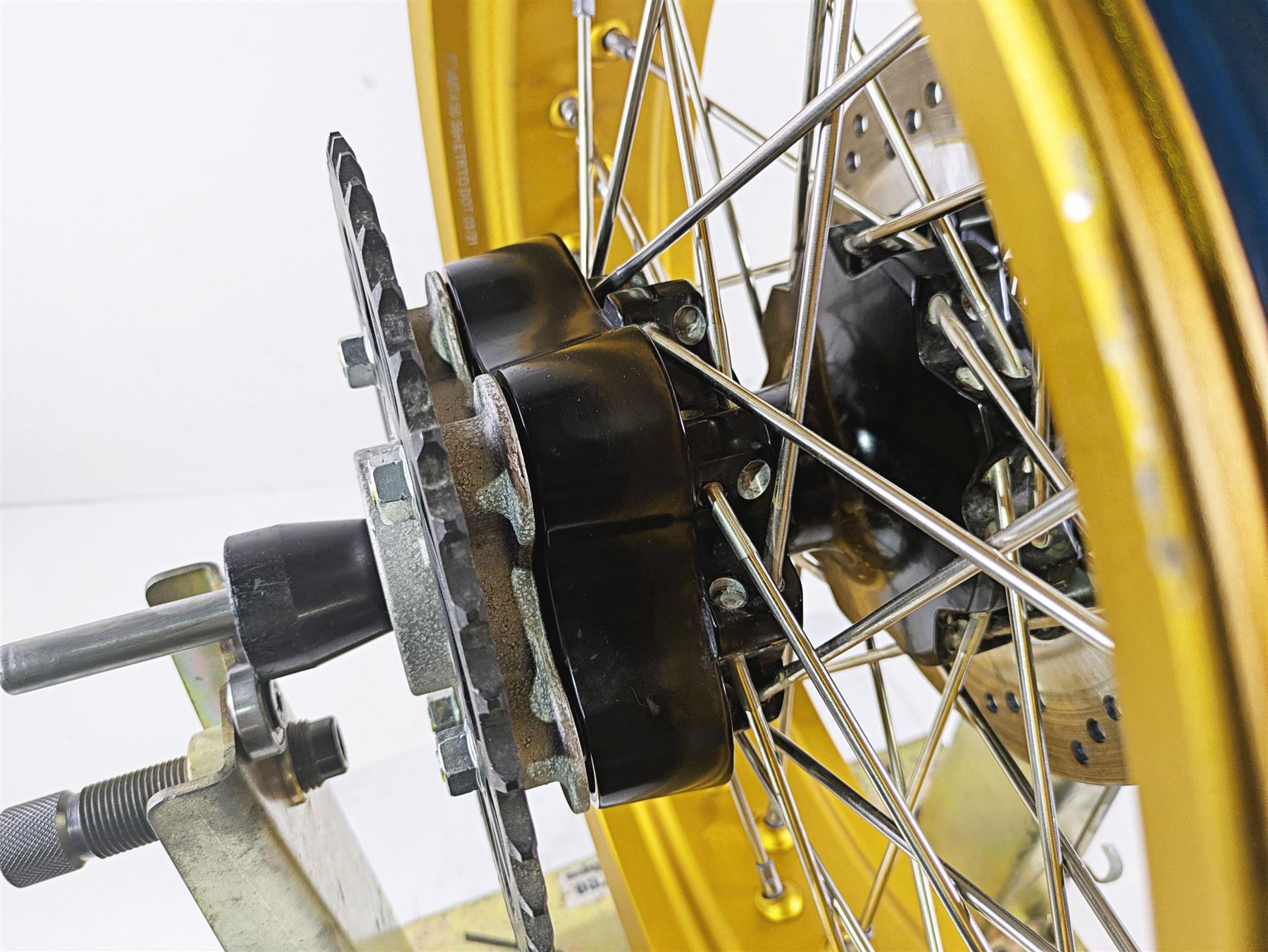 2022 Ducati Scrambler Desert Sled Straight 17x4.5 Rear Wheel Rim 50222351AA {{ shop.shopifyCountryName }} - Mototech271