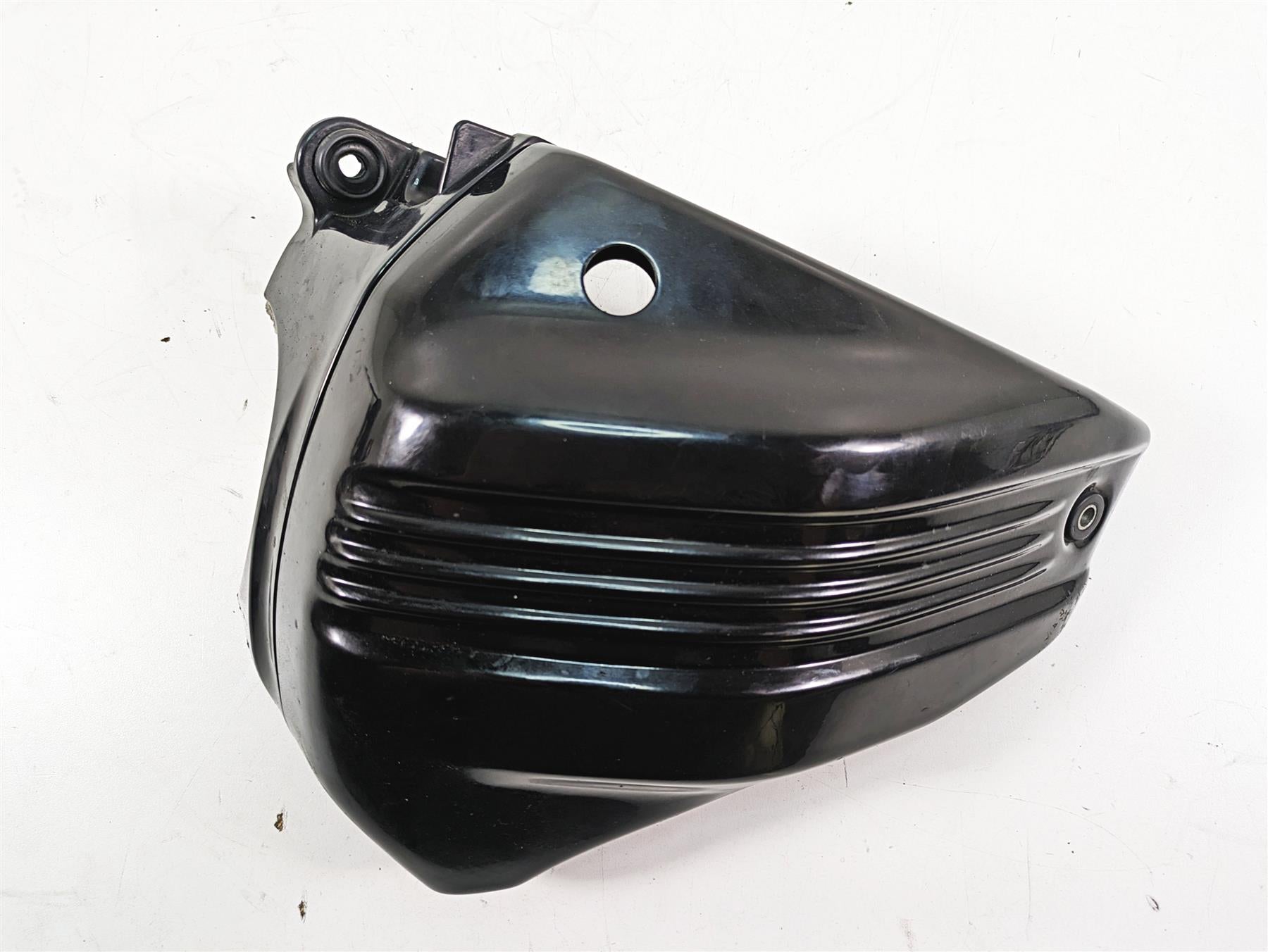 2009 Yamaha XV1900 Raider Left Black Side Cover & Bracket Holder 1D7-21711-00-P1 {{ shop.shopifyCountryName }} - Mototech271