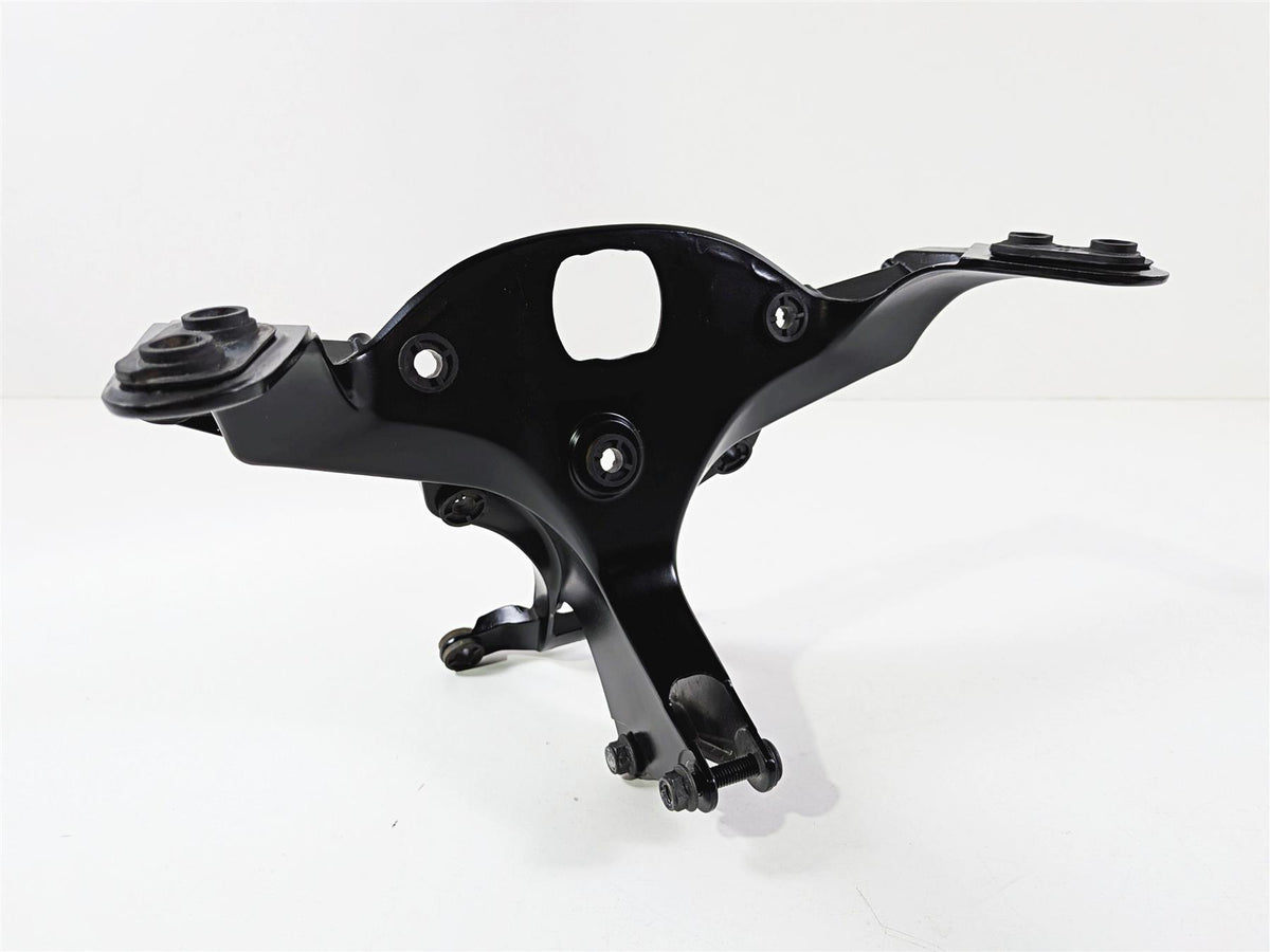 2008 Yamaha YZF R1 RN19 Front Stay Holder Carrier 4C8-28356-00-00 {{ shop.shopifyCountryName }} - Mototech271