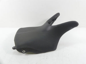 2013 Yamaha VMX17 V-Max 1700 Front Driver Rider Saddle Seat 2S3-24710-10-00 | Mototech271