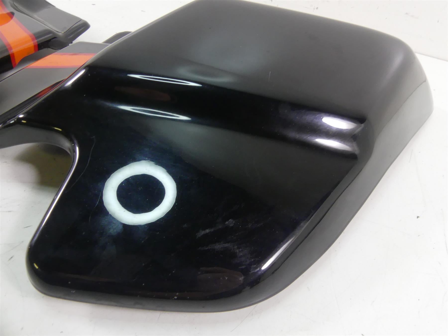 2007 Harley FLHTCU SE2 CVO Electra Glide Side Cover Fairing 66620-07 66621-07 {{ shop.shopifyCountryName }} - Mototech271