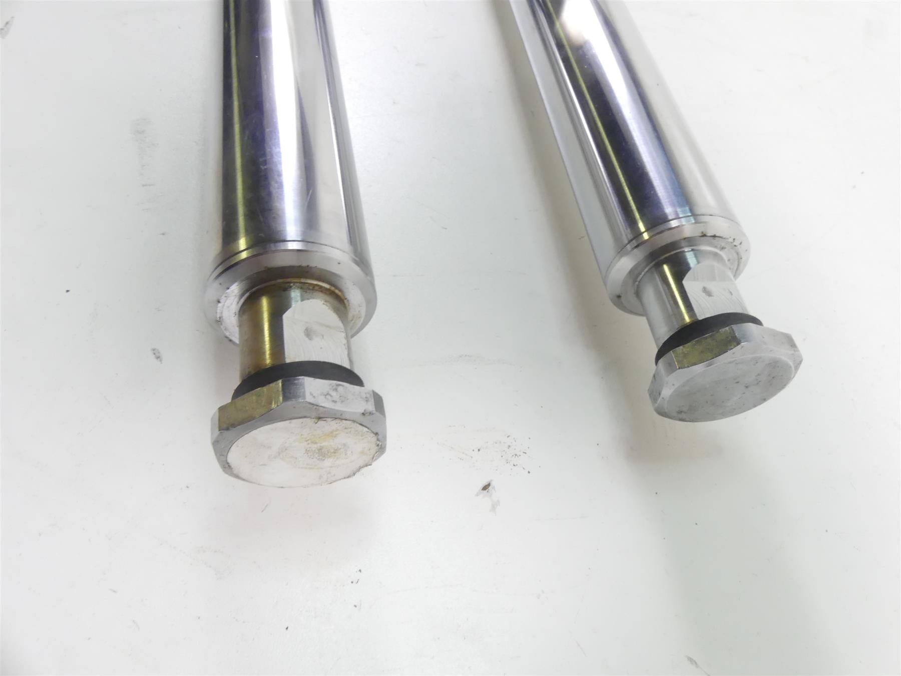 2010 Harley Touring FLHX Street Glide Nice Chrome 41mm Front Forks 46502-09 {{ shop.shopifyCountryName }} - Mototech271