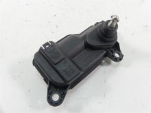 Load image into Gallery viewer, 2012 BMW S1000RR K46 Mahle Air Box Servo Actuator 11617546982
