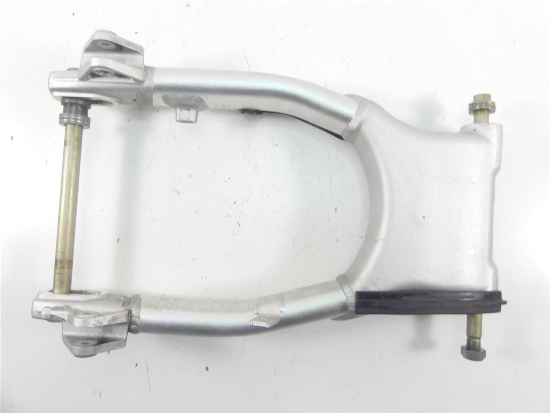 2017 Triumph Thruxton 1200 R Rear Swingarm Swing Arm Axle Set T2051033 {{ shop.shopifyCountryName }} - Mototech271