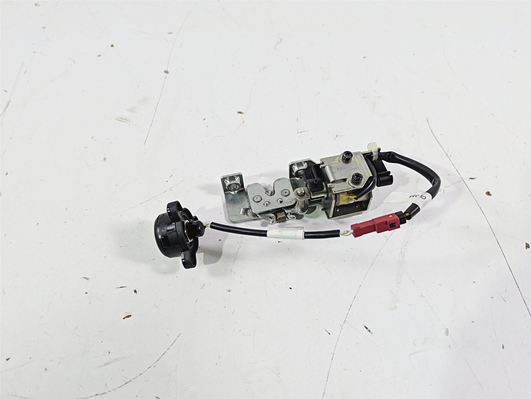 2022 KTM 1290 Super Adventure S Keyless Seat Release Button 6190705000 {{ shop.shopifyCountryName }} - Mototech271