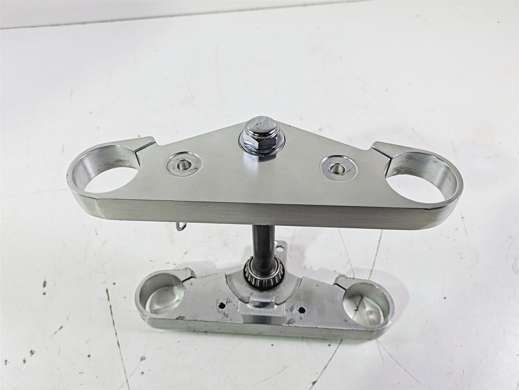 2002 Honda V-Twin VTX1800 C Upper & Lower Triple Tree Set 53230-MCH-000 {{ shop.shopifyCountryName }} - Mototech271