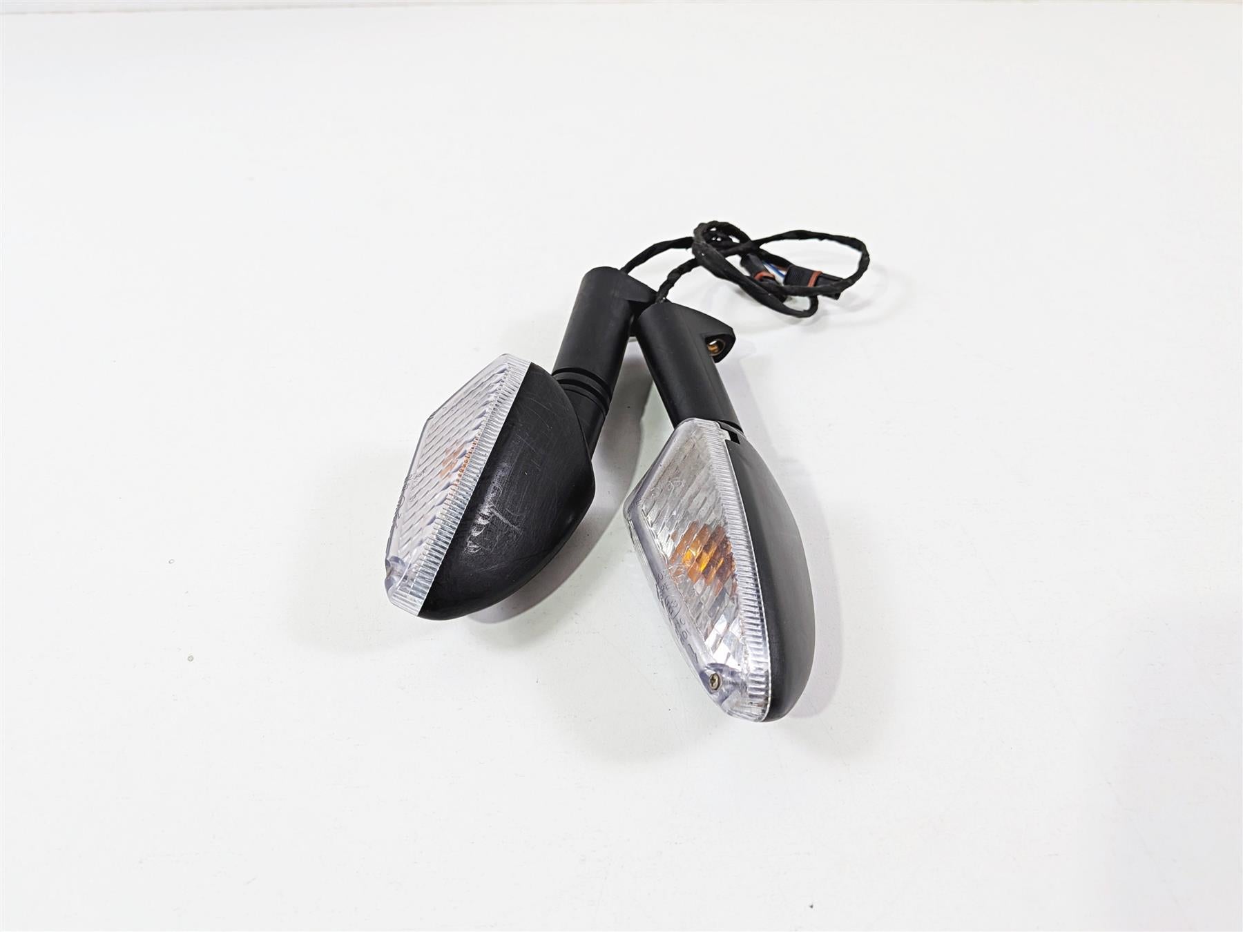 2015 BMW R1200GS K50 Front Blinker Turn Signal Set 63138534355 63138534354 {{ shop.shopifyCountryName }} - Mototech271