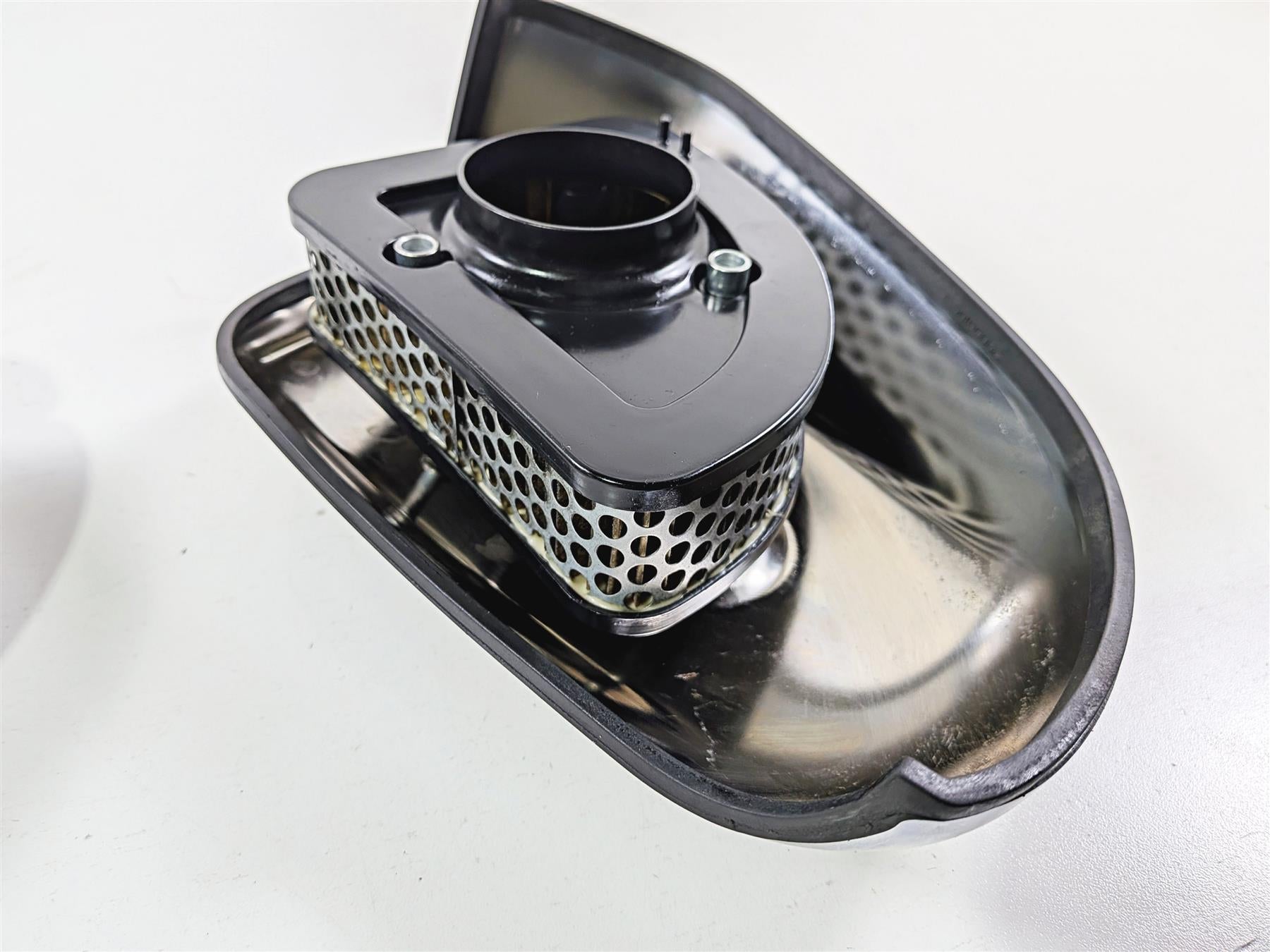 2018 Harley Touring FLHTCU Electra Glide Air Cleaner Breather Filter 107 29000216-Mototech271