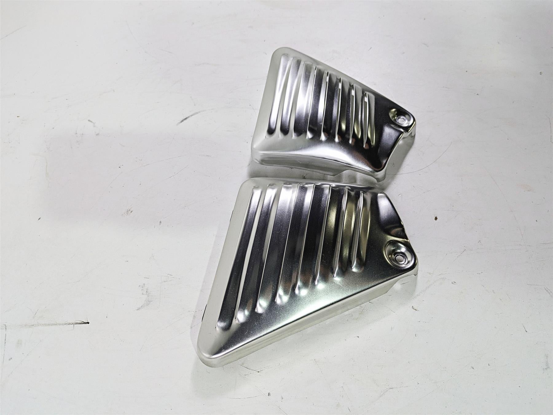 2006 Harley VRSCR Street V-Rod Silver Neck Cover fairing Set 66155-03 66156-03 {{ shop.shopifyCountryName }} - Mototech271