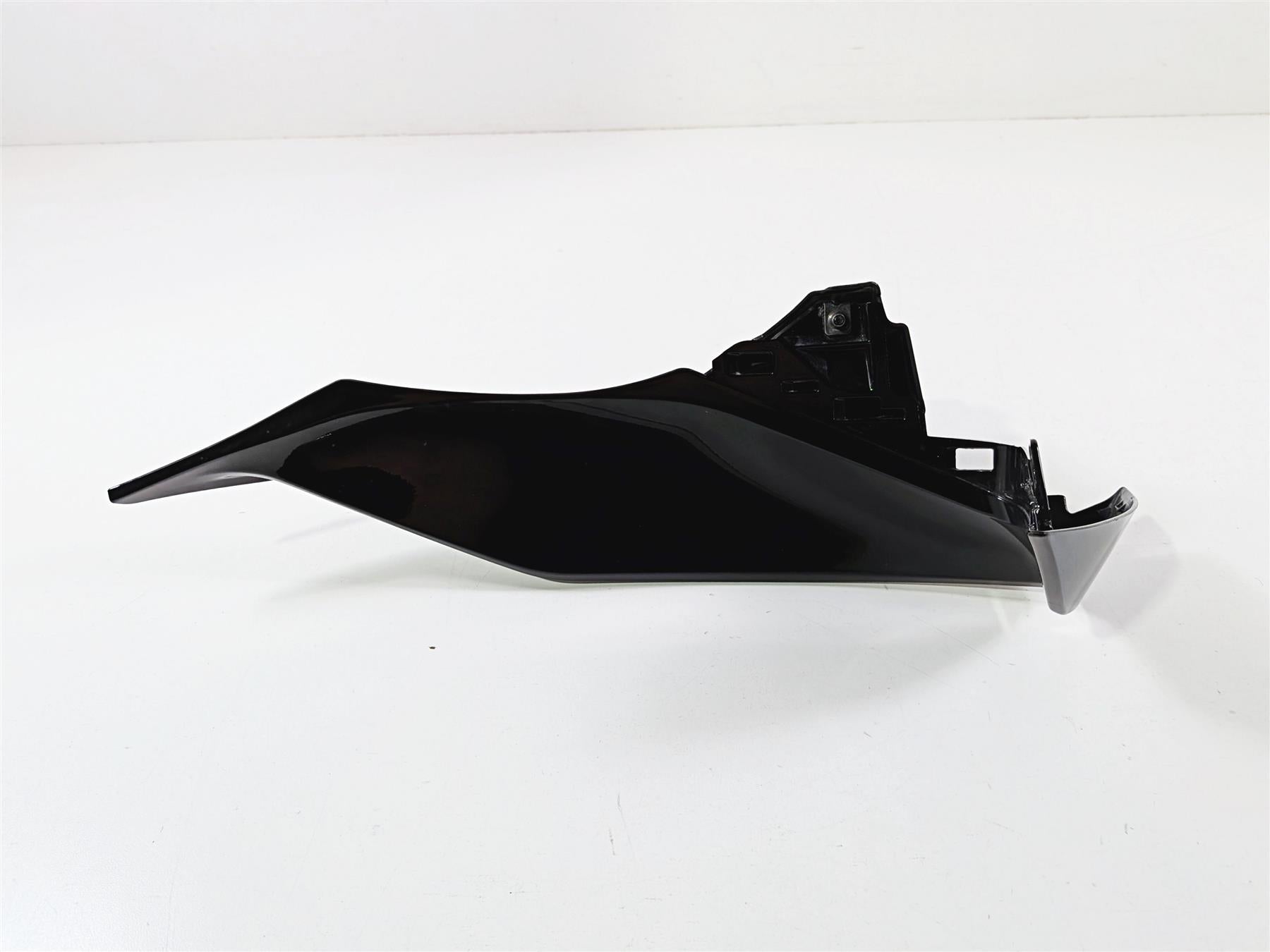 2022 Yamaha YZF R1 R1M RN65 Front Right Blinker Cover Fairing B3L-2843C-00-Mototech271