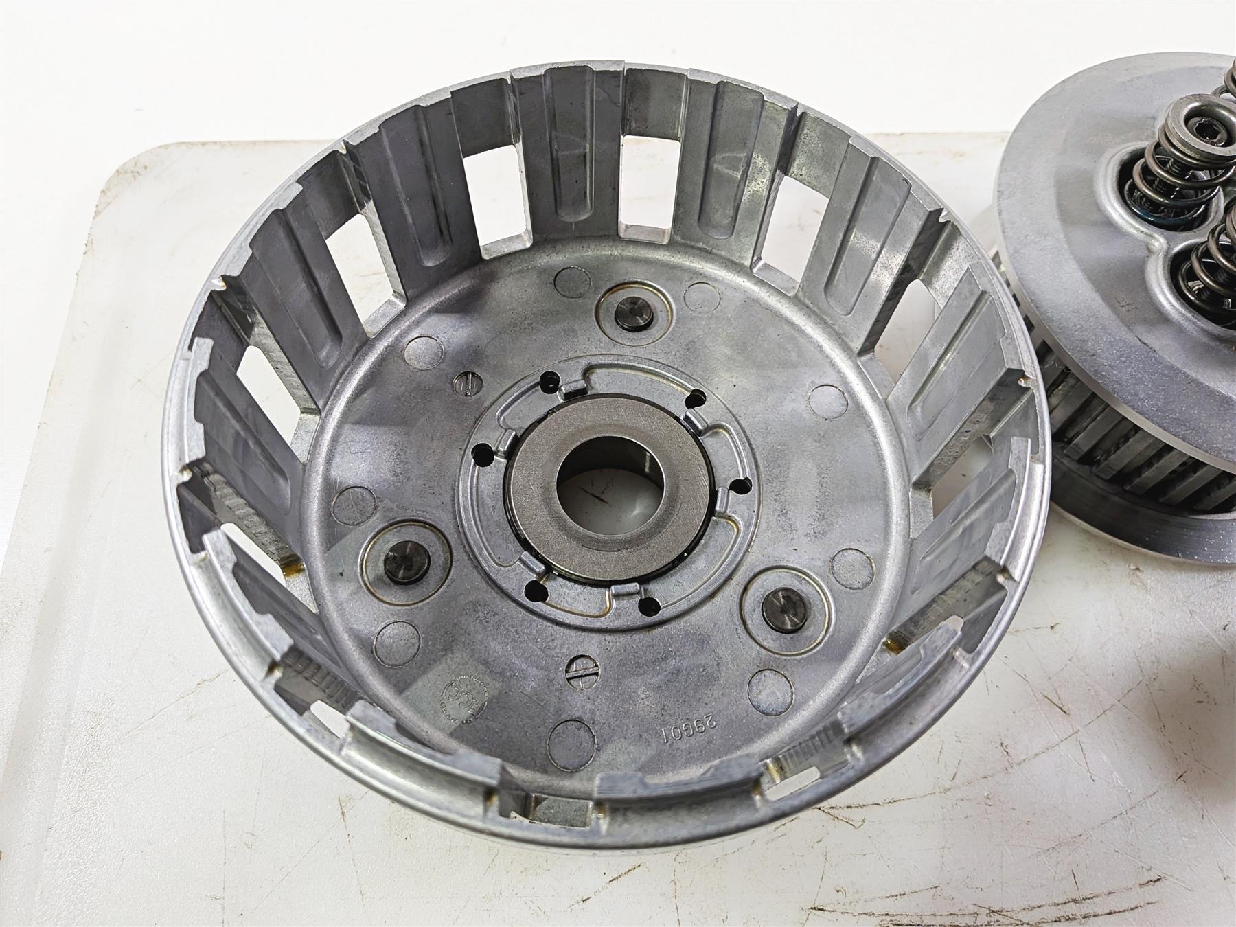 2014 Aprilia RSV4 RR Factory Clutch Basket & Pressure Plate With Springs 893773 {{ shop.shopifyCountryName }} - Mototech271