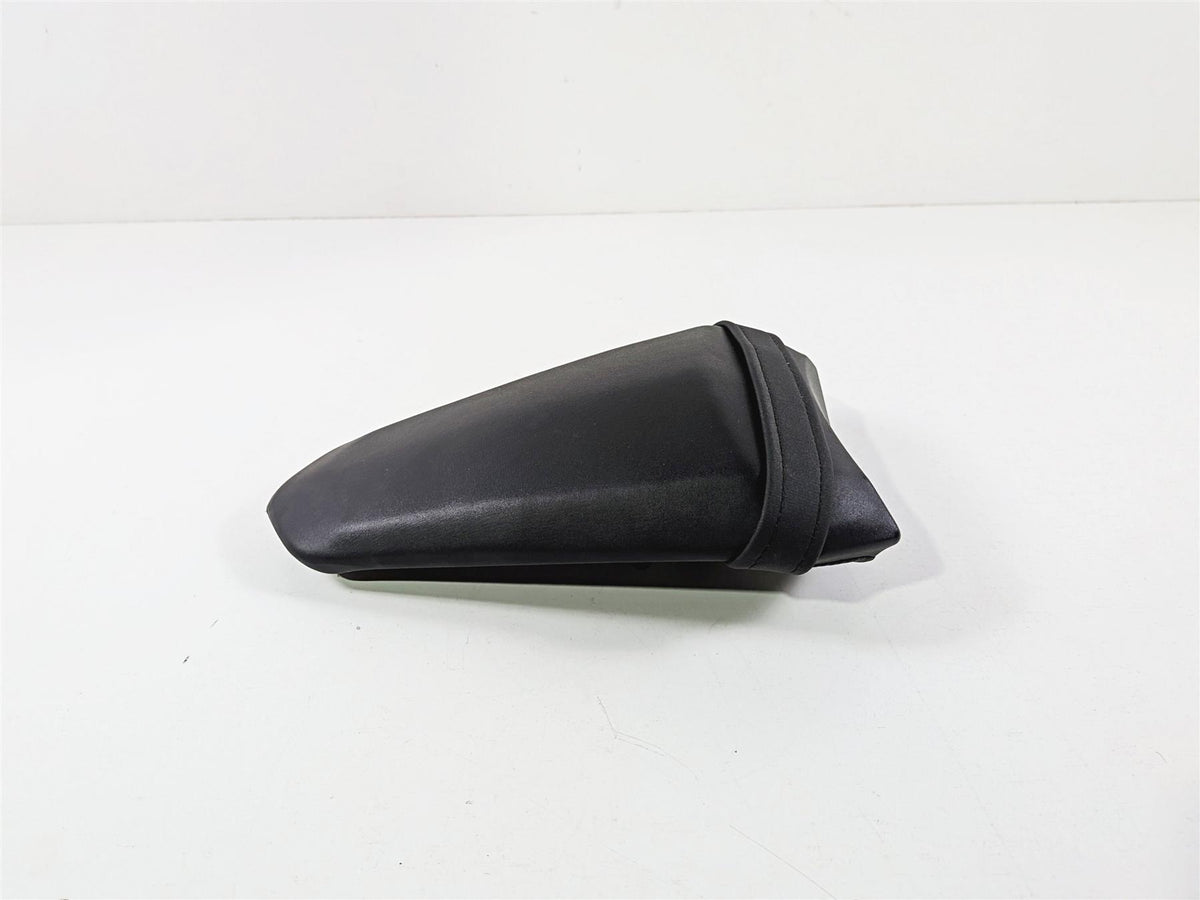 2025 Yamaha YZF R7 Nice Rear Passenger Seat Saddle Pillion BEB-24750-00-00 {{ shop.shopifyCountryName }} - Mototech271
