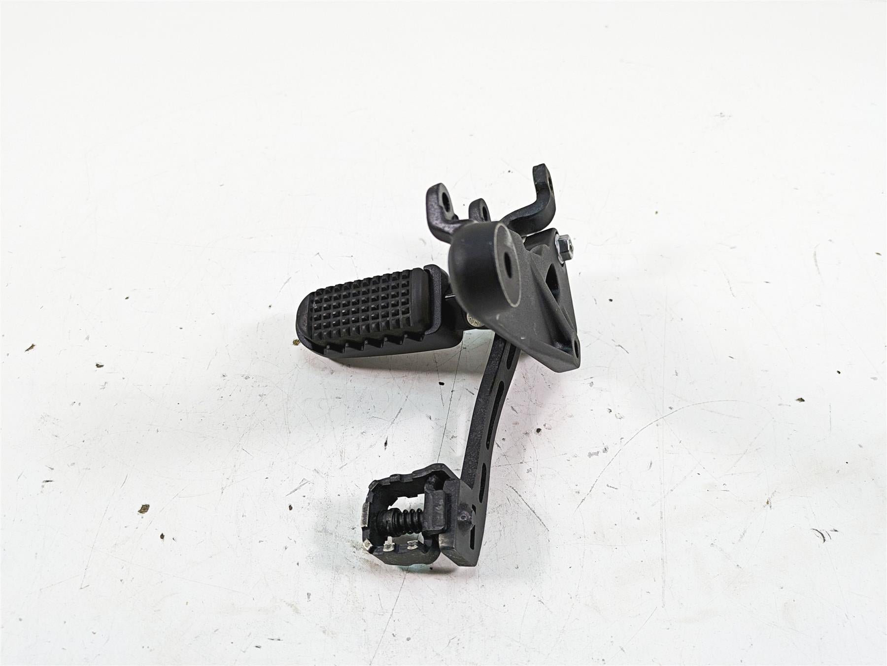 2022 Harley RA1250 S Pan America Right Rider Footpeg & Brake Pedal 50501785 {{ shop.shopifyCountryName }} - Mototech271