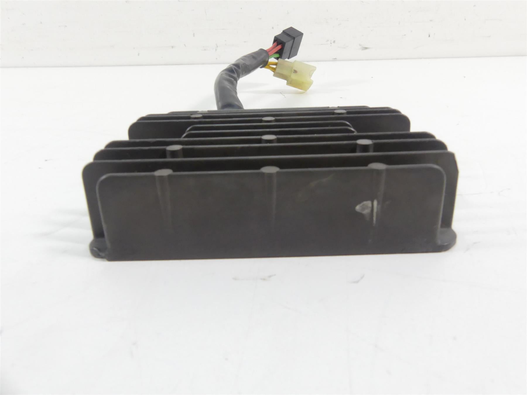 2009 Ducati Monster 1100 S Rectifier Voltage Regulator 54040111C {{ shop.shopifyCountryName }} - Mototech271