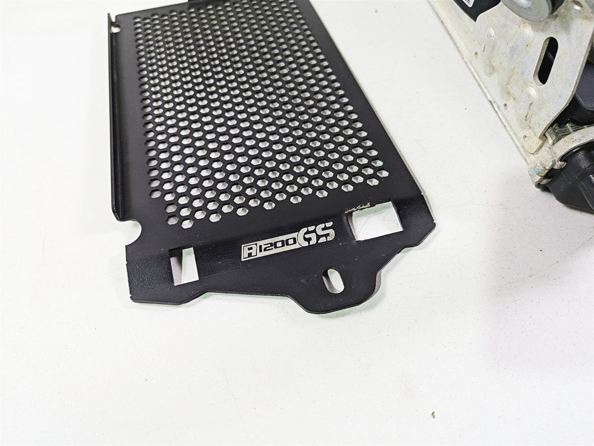 2017 BMW R1200 GS K50 Right Radiator + Reservoir Fan & Cover Set 17118546416 {{ shop.shopifyCountryName }} - Mototech271