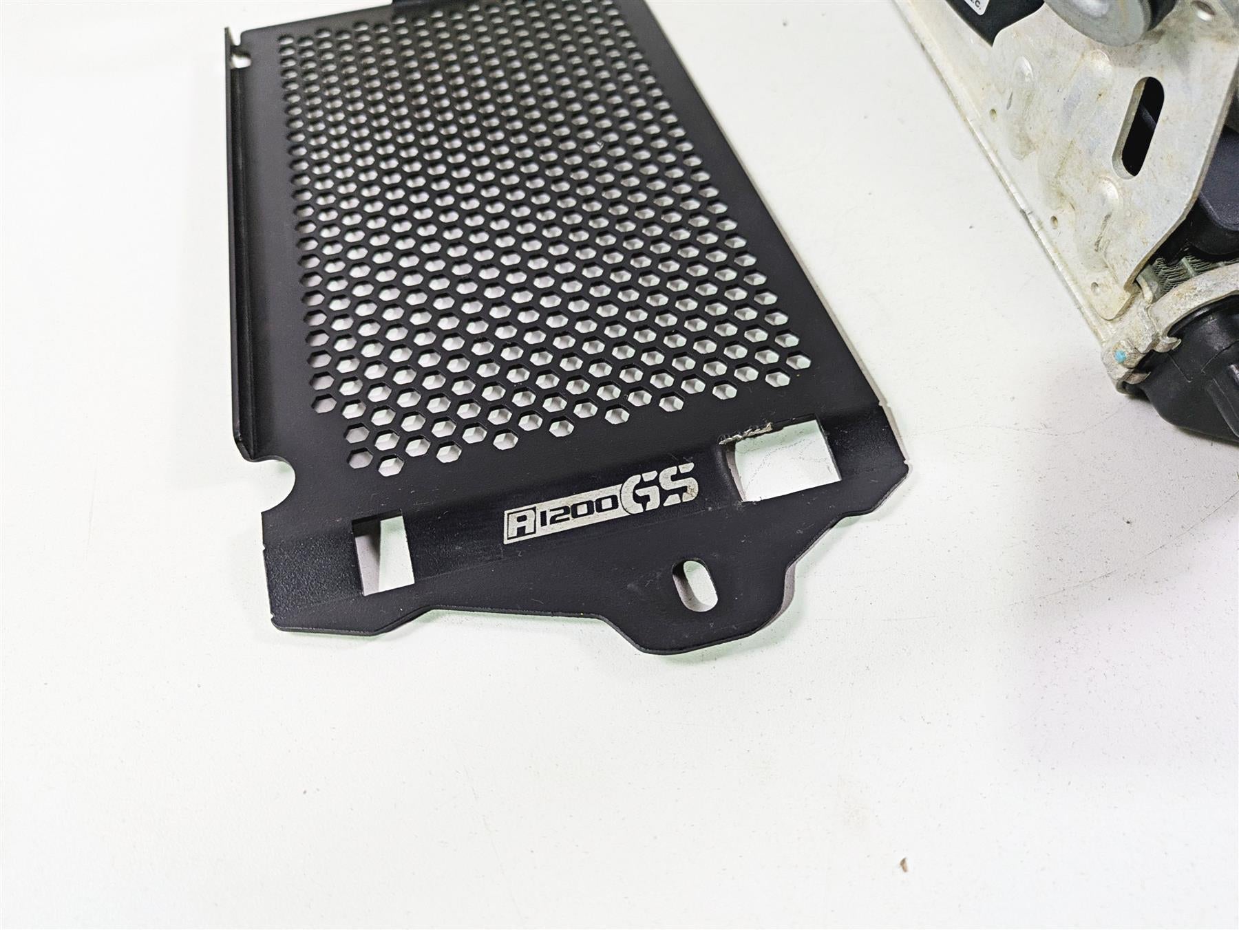 2017 BMW R1200 GS K50 Right Radiator + Reservoir Fan & Cover Set 17118546416 {{ shop.shopifyCountryName }} - Mototech271