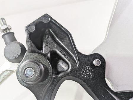 2024 Kawasaki ZX6R ZX636 Ninja Left Footpeg Foot Peg Shifter Set 35063-0160-18R {{ shop.shopifyCountryName }} - Mototech271