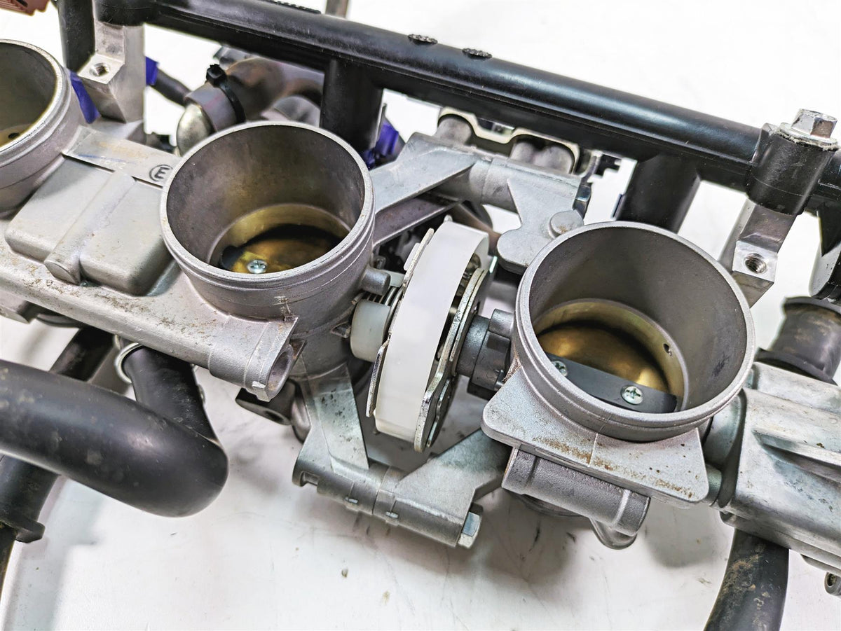2018 Yamaha YXZ1000R EPS SS Throttle Body Bodies -Tested 2HC-13750-00-00 {{ shop.shopifyCountryName }} - Mototech271
