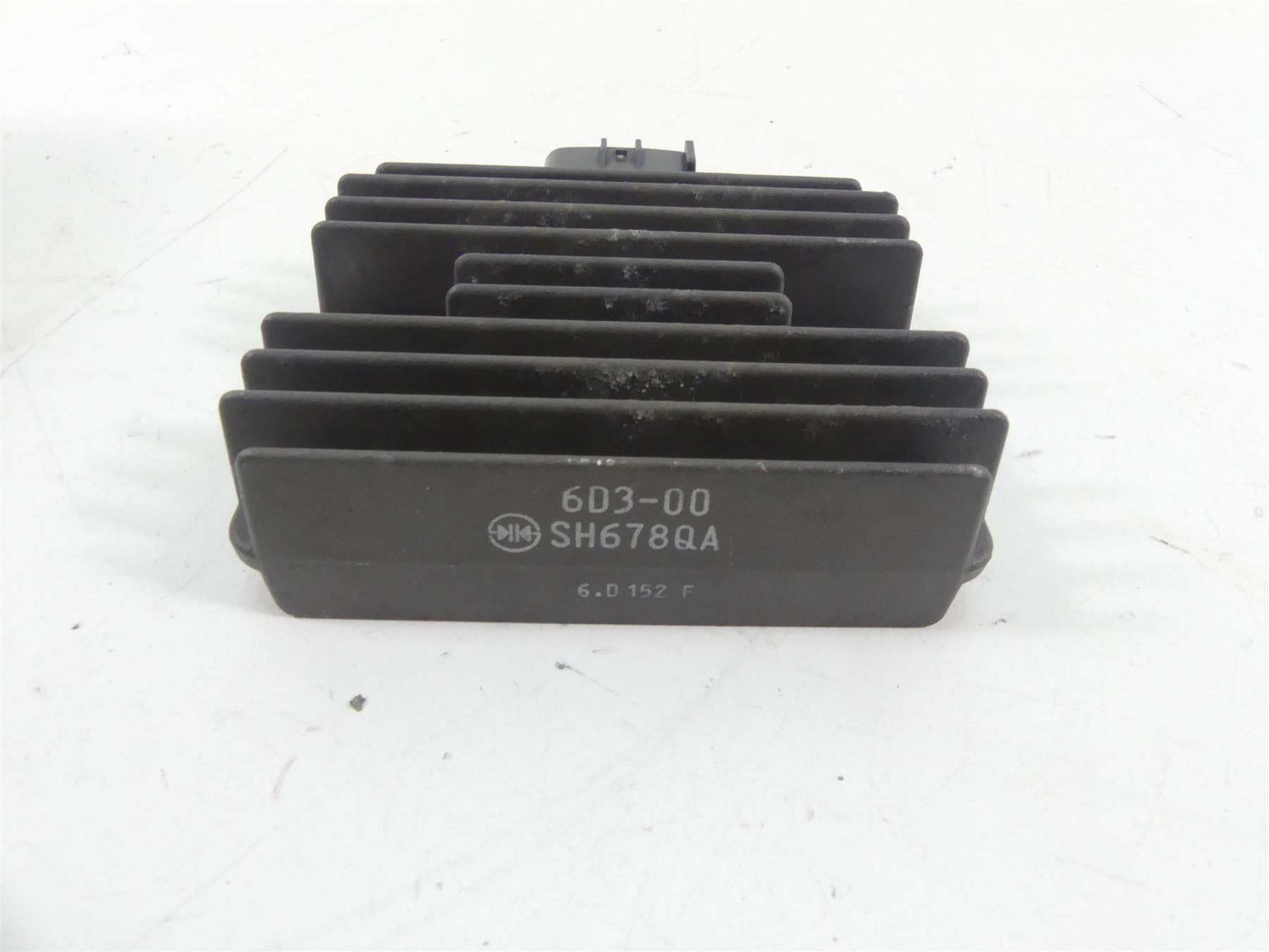 2017 Yamaha Waverunner VX 1050 CS Rectifier Voltage Regulator 6D3-81960-00-00 {{ shop.shopifyCountryName }} - Mototech271