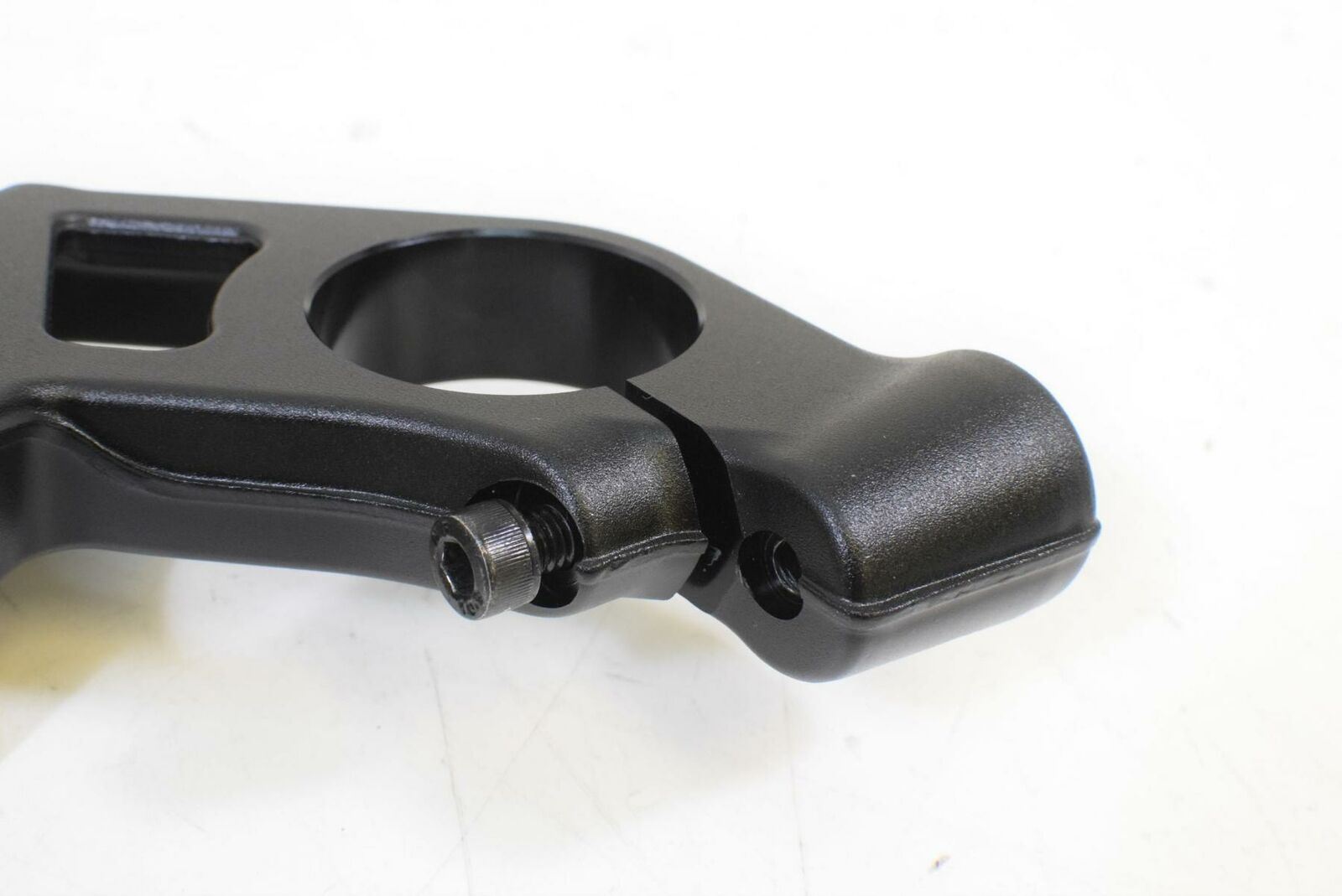 2018 KTM RC390 RC 390 Duke Upper Triple Tree Steering Clamp 90501034135 {{ shop.shopifyCountryName }} - Mototech271