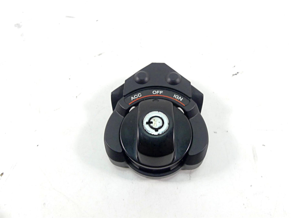 2015 Harley VRSCF Muscle V-Rod Ignition Switch Unlocked No Key - Vin 70020-05 {{ shop.shopifyCountryName }} - Mototech271