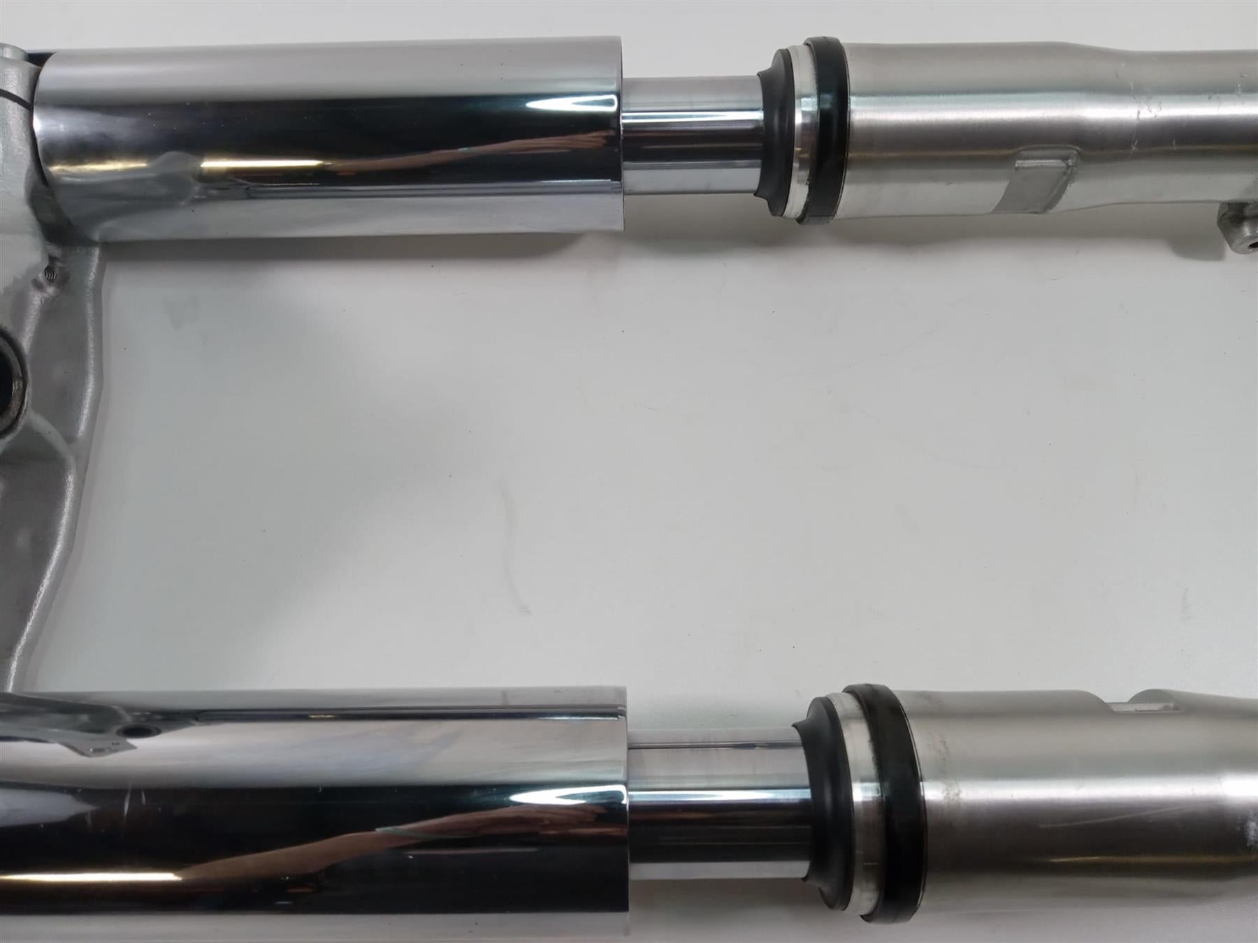 2007 Honda VT1100 C2 Shadow Straight Front Fork Triple Tree Set 51400-MCK-A01 {{ shop.shopifyCountryName }} - Mototech271