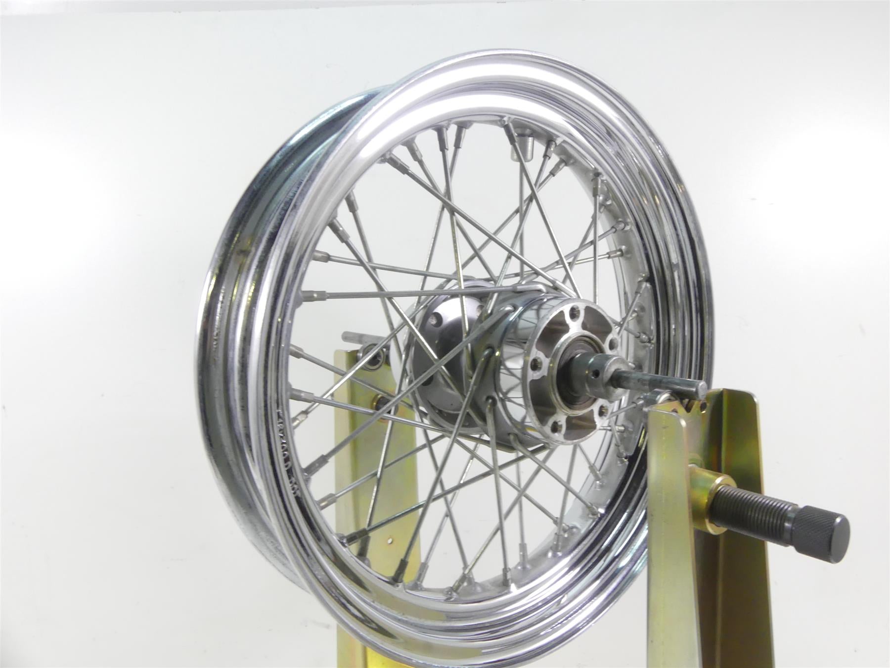 2001 Harley Touring FLHRCI Road King Straight Front Wheel Rim 16x3 43085-97 {{ shop.shopifyCountryName }} - Mototech271