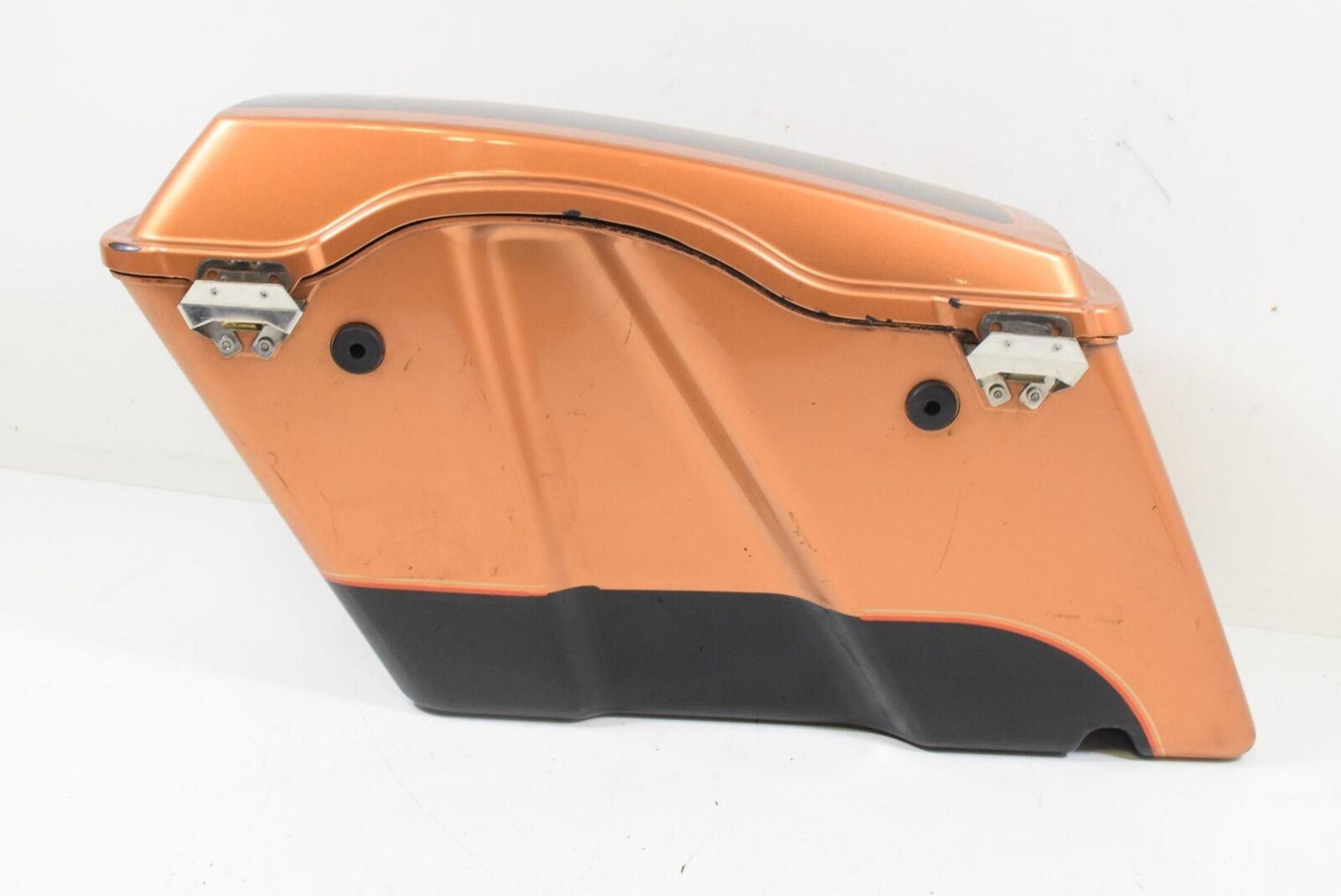 08 Harley Touring FLHTCU Electra Glide UC Right Saddlebag Saddle Bag 90752-93 {{ shop.shopifyCountryName }} - Mototech271