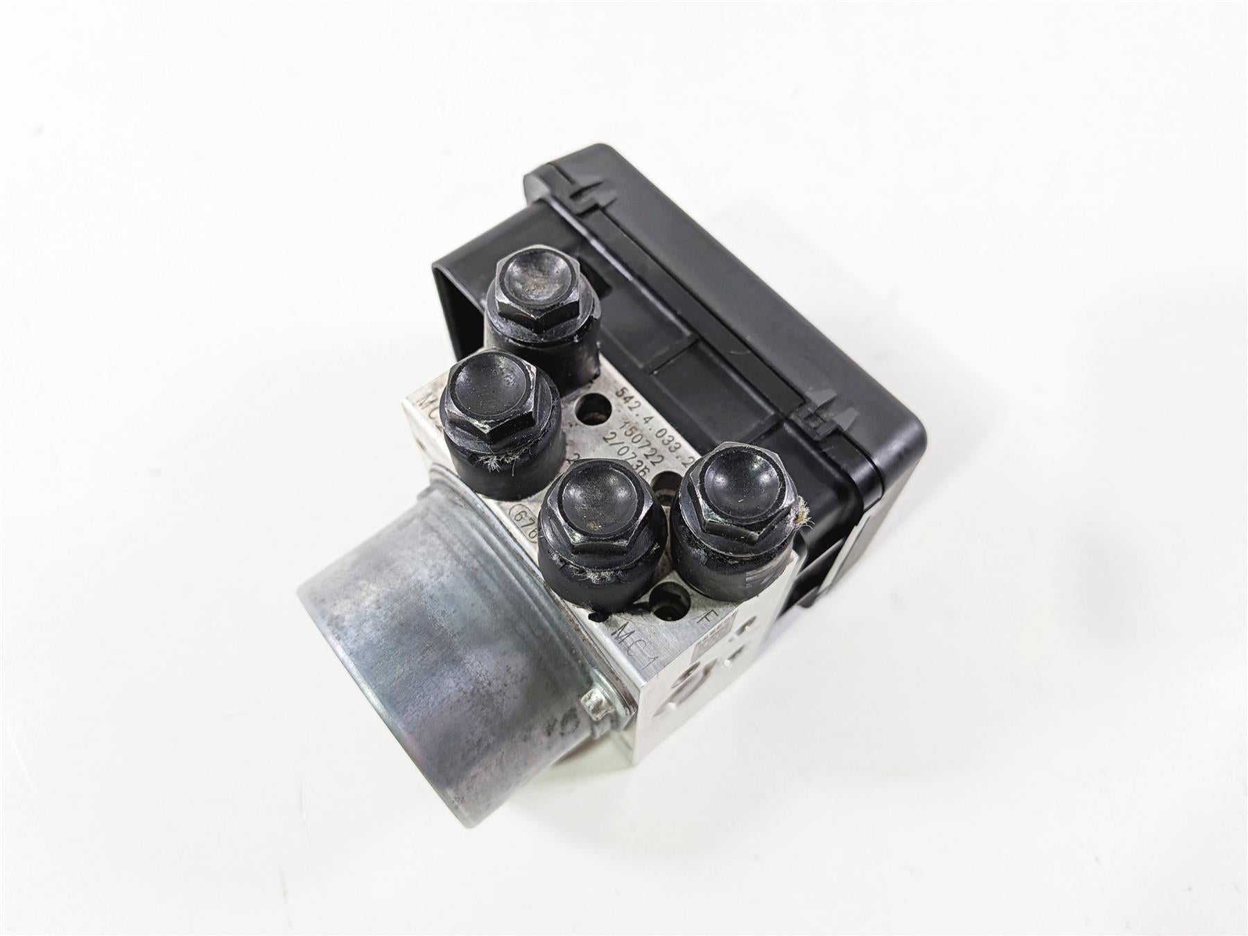 2016 Ducati Hypermotard 939 SP Abs Brake Pump Module Unit 54240402A 54240332B-Mototech271