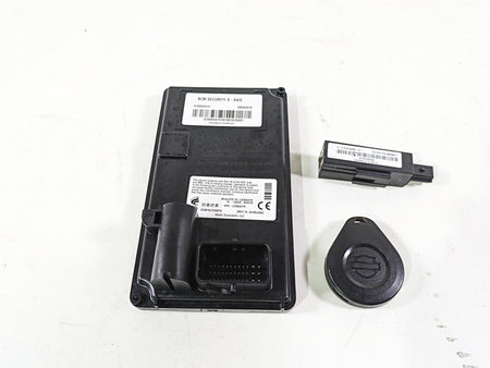 2020 Harley Touring FLHT Electra Glide Bcm Control Module Fob X-Axis 41000341F {{ shop.shopifyCountryName }} - Mototech271