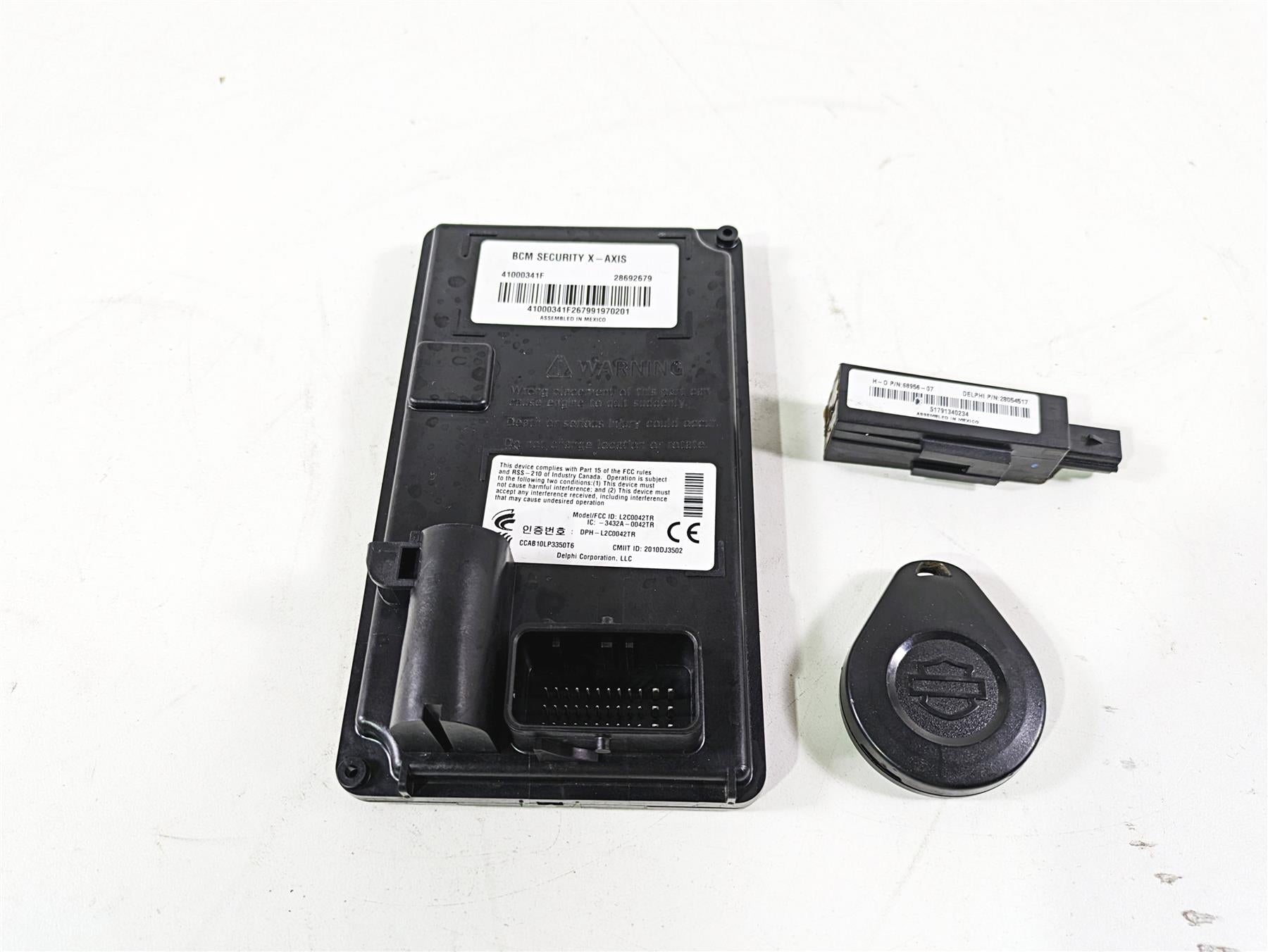 2020 Harley Touring FLHT Electra Glide Bcm Control Module Fob X-Axis 41000341F | Mototech271