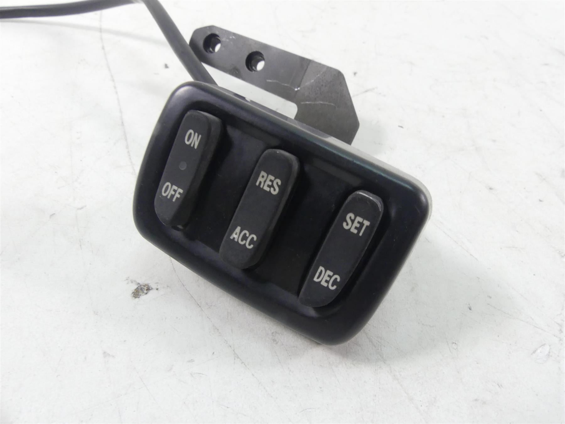 2012 Victory Cross Country Right Hand Cruise Control Switch + Mount Set 4012843 {{ shop.shopifyCountryName }} - Mototech271