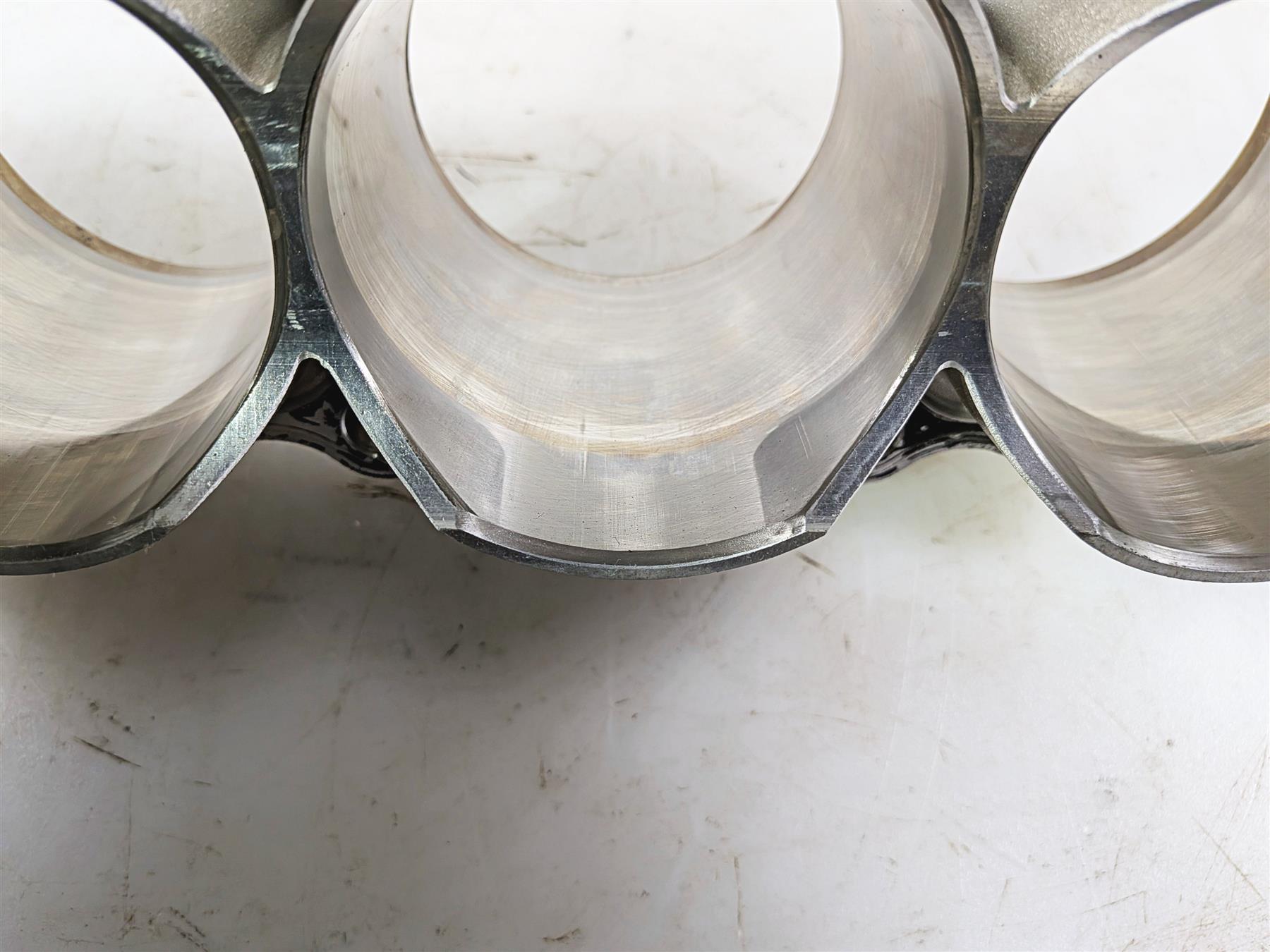2016 Yamaha YZF R1 RN32 Nice Cylinder Jugs Piston & Rod Set 2CR-11311-00-00 {{ shop.shopifyCountryName }} - Mototech271