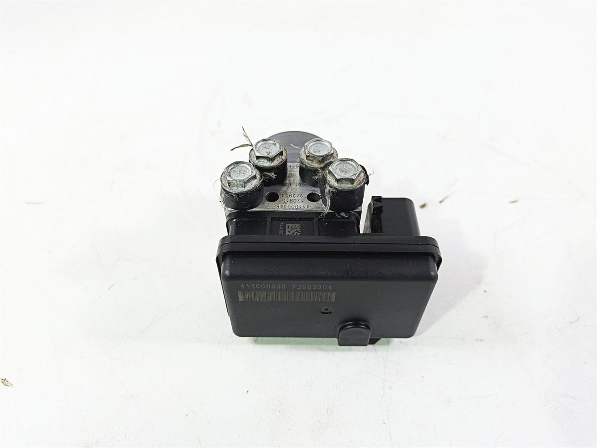 2018 Harley FXBR Softail Breakout Abs Brake Pump Unit Module 41100044B {{ shop.shopifyCountryName }} - Mototech271