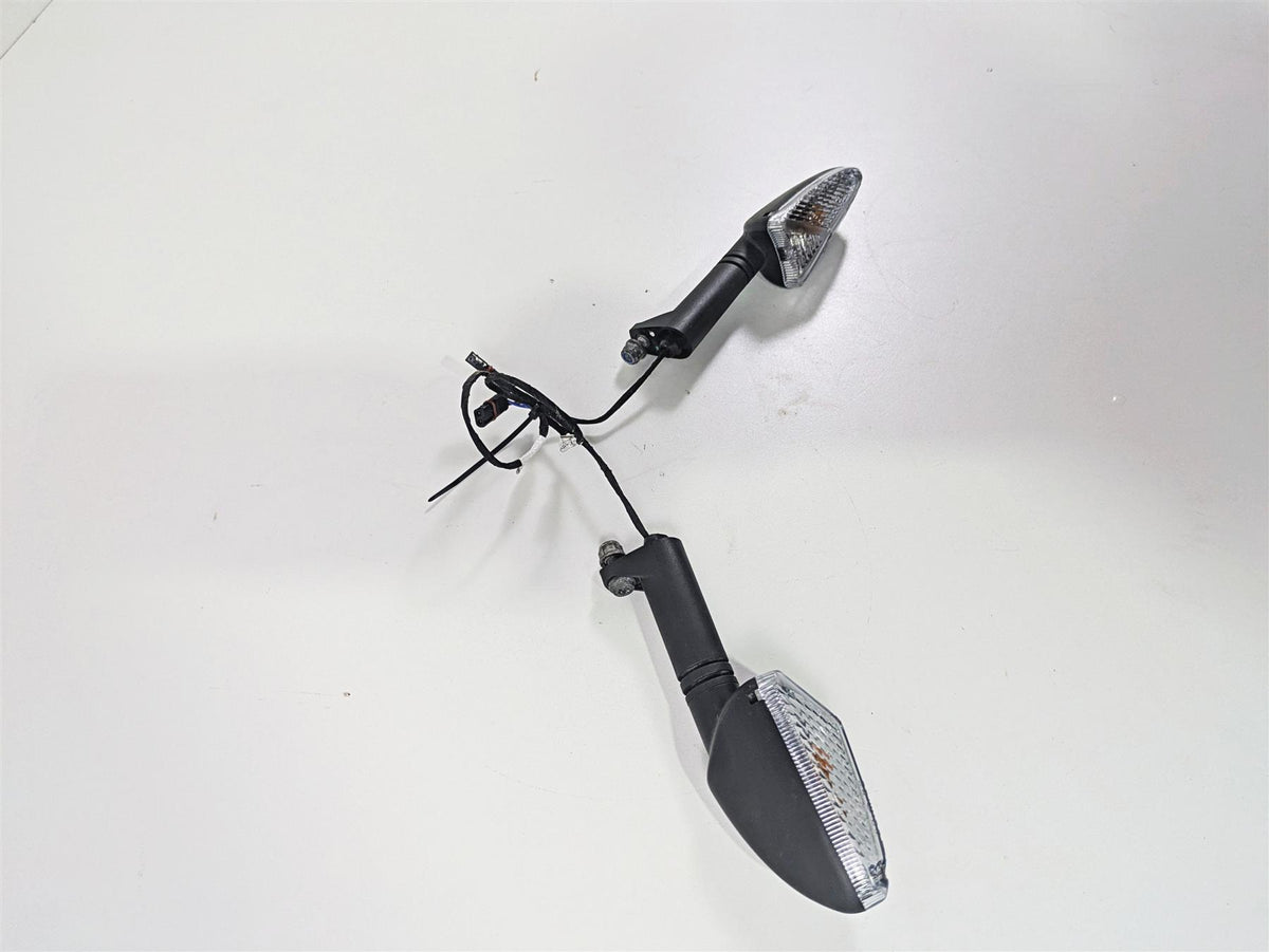 2022 BMW RnineT Pure K22 Rear Turn Singal Blinker Set 63138557204 {{ shop.shopifyCountryName }} - Mototech271