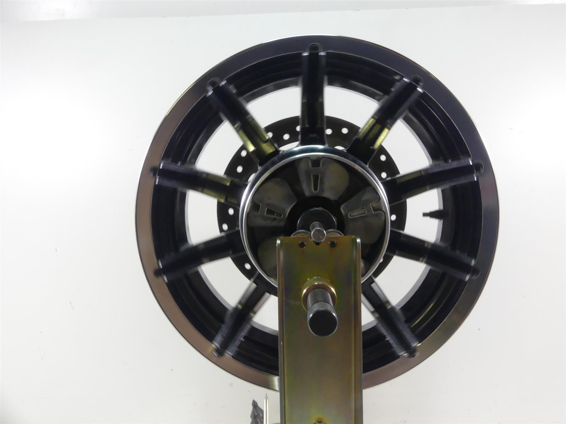 2014 Harley Touring FLHTK Electra Glide Rear 16x5 Impeller Wheel Rim 40900391 {{ shop.shopifyCountryName }} - Mototech271