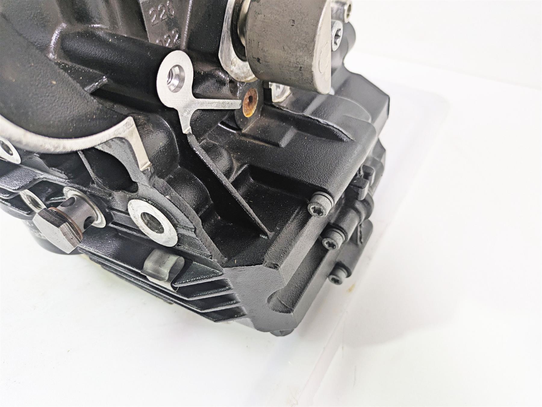 2022 BMW RnineT Pure K22 Lower Engine Bottom End Crankcase - 9k 11117710369 {{ shop.shopifyCountryName }} - Mototech271