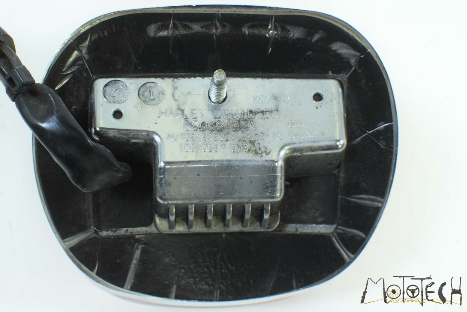 2011 Harley Touring FLTRU Road Glide Ultra Taillight Tail Light Lamp 68140-04 {{ shop.shopifyCountryName }} - Mototech271