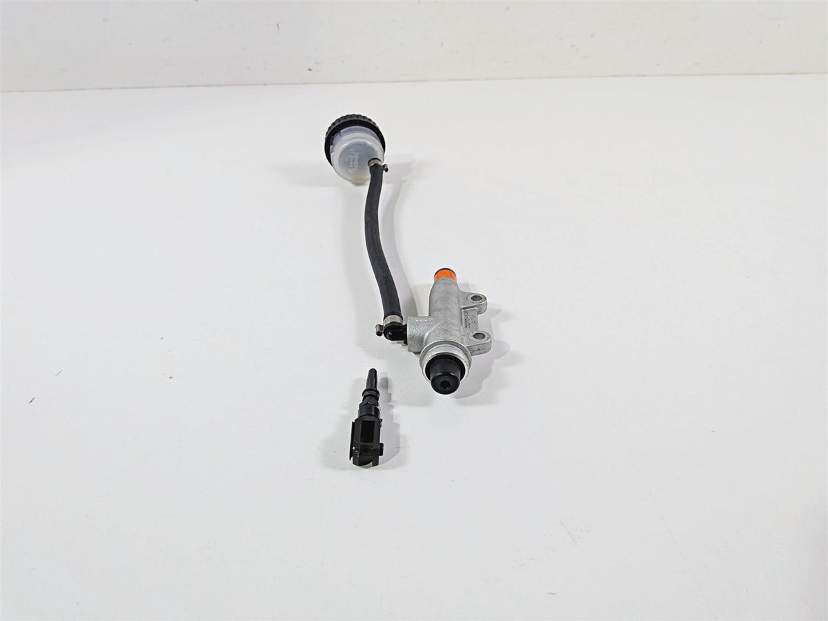 2023 BMW R nineT Scrambler K23 Brembo Rear Brake Master Cylinder 34318529423 {{ shop.shopifyCountryName }} - Mototech271