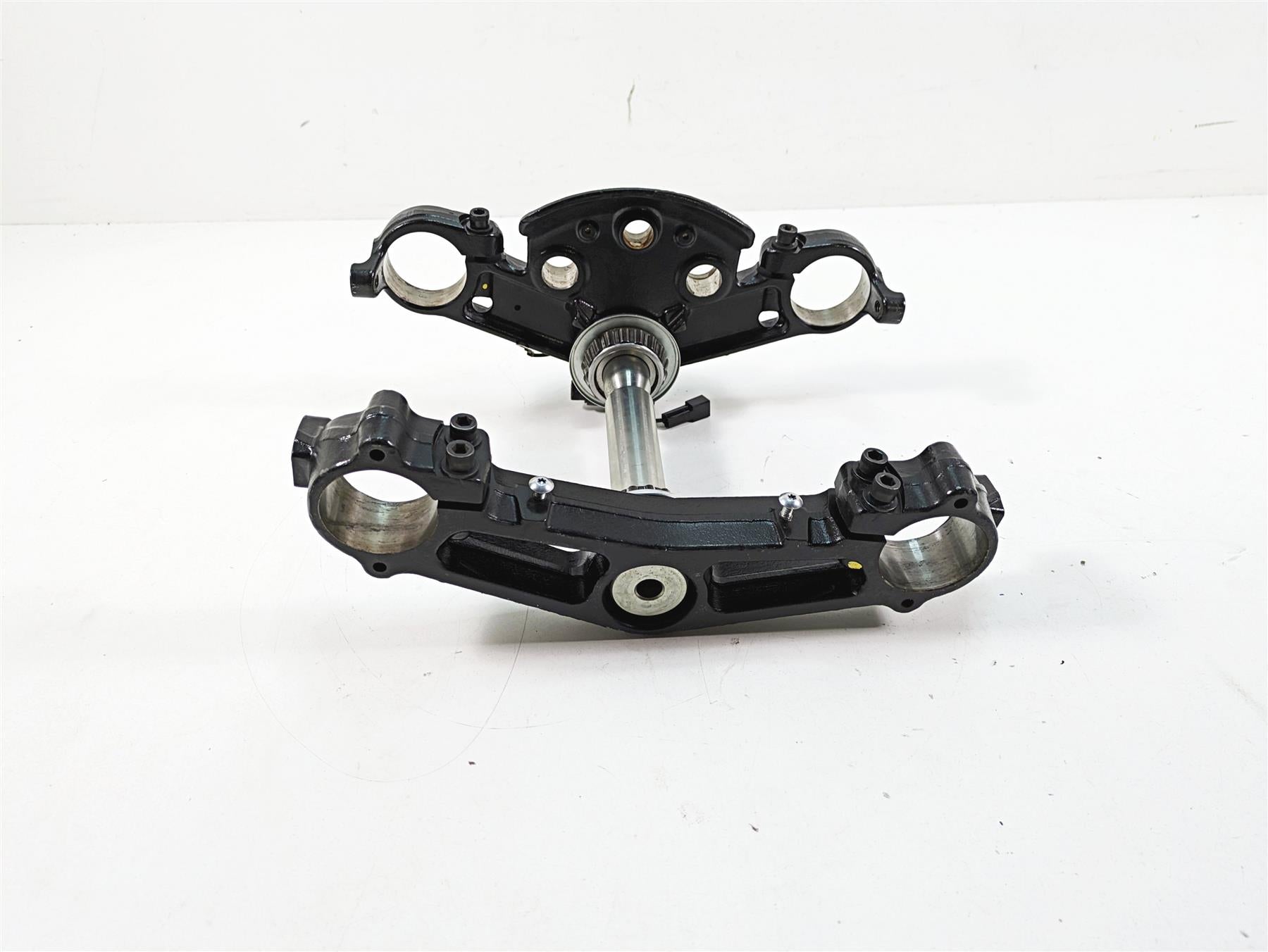 2019 Harley Touring FLHX Street Glide Upper Lower Triple Tree Set 45900091A {{ shop.shopifyCountryName }} - Mototech271